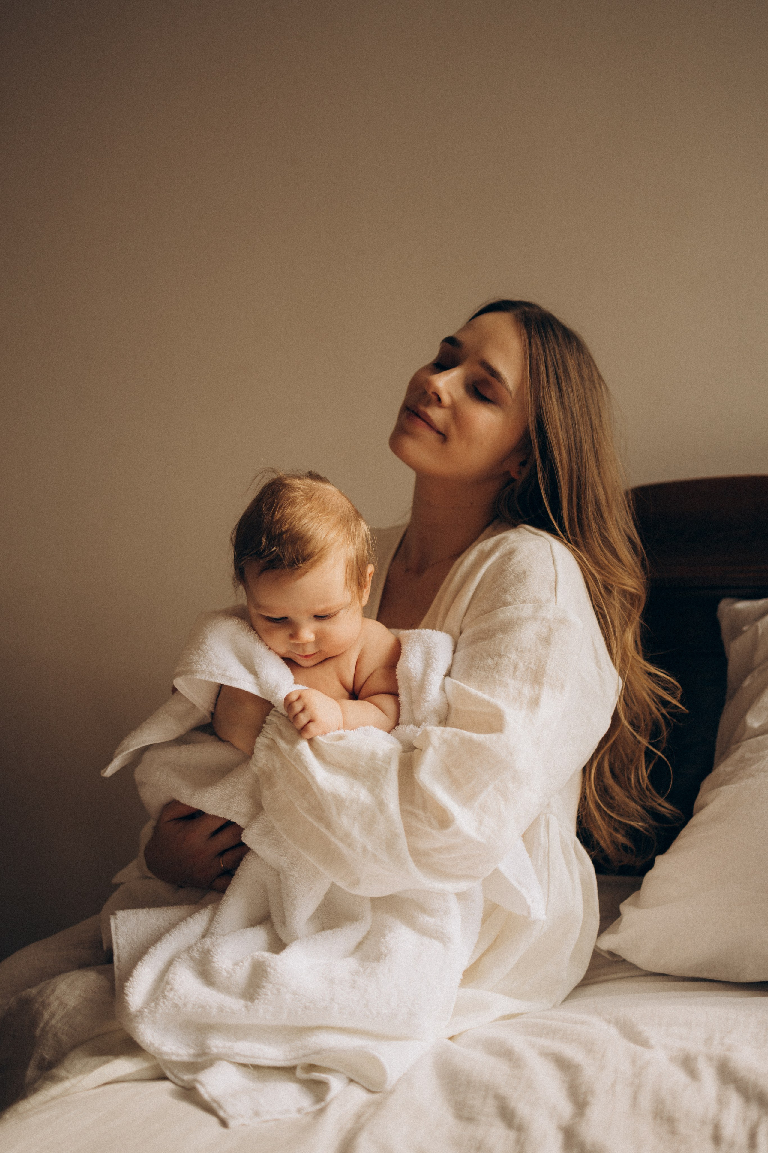 Семейная фотосессия Москва, семейный фотограф в Москве, семейная фотосессия, детский фотограф, семейная фотосессия в студии, фотосессия новорожденного, фотосессия с младенцем, фотосессия с малышом, мама и малыш