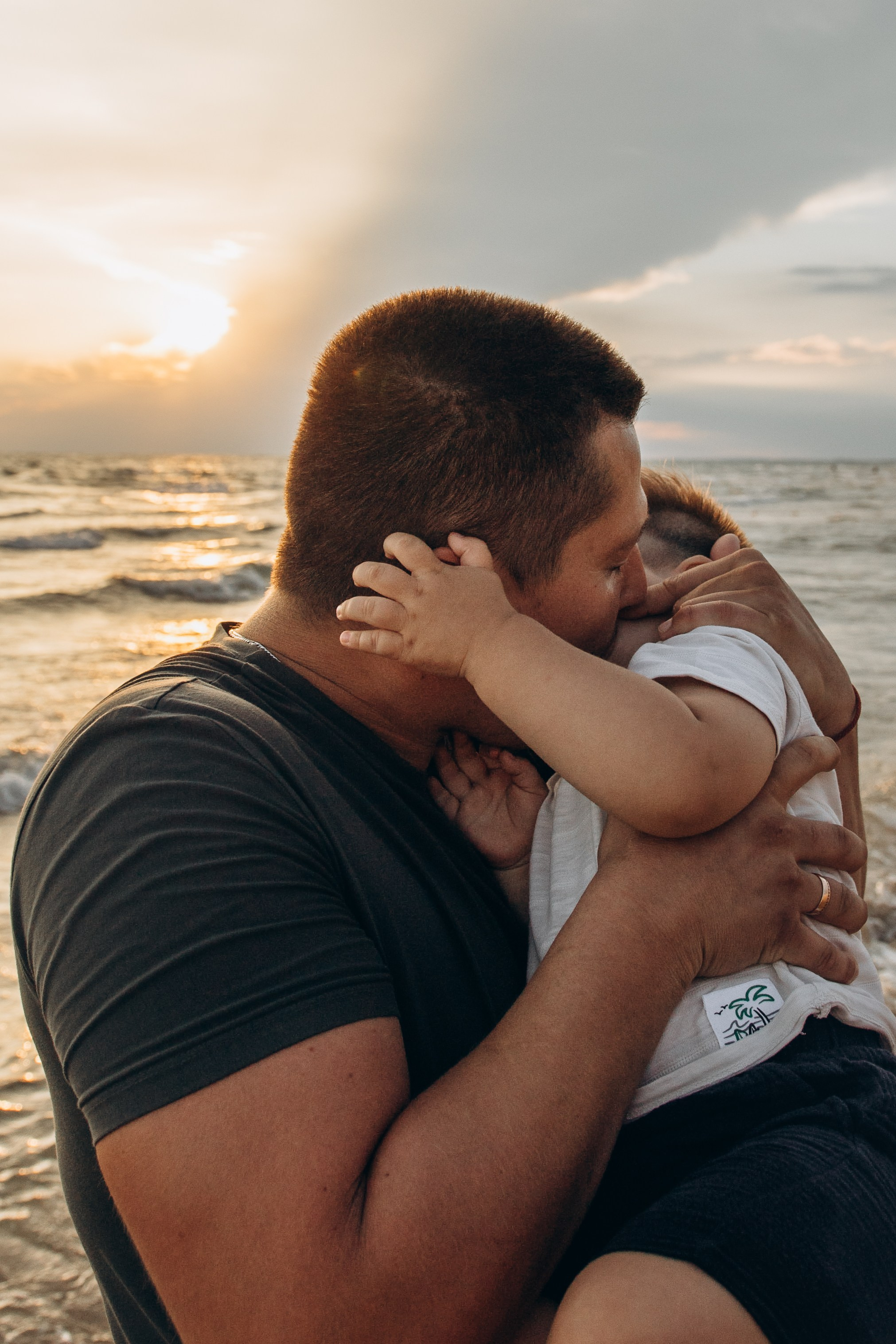 Михаил, Алена и Кирюша — встреча заката с любимыми. Семейный фотограф Новороссийск, Анапа, Геленджик — Юлия Давыдова