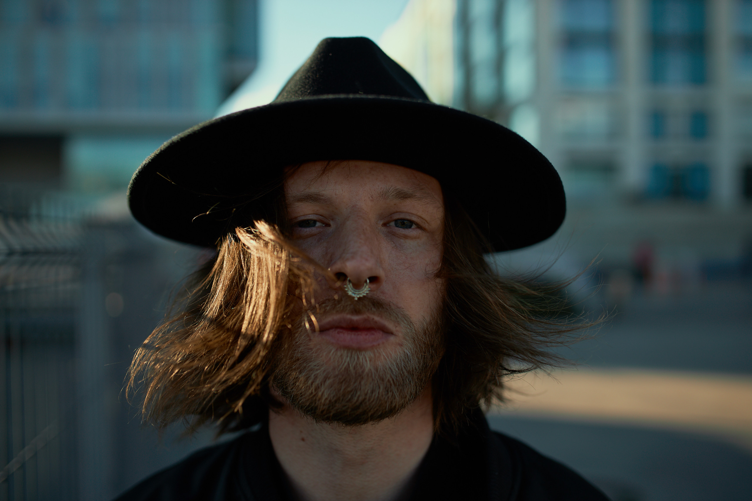 Студийный и лайфстайл фотограф в Санкт-Петербурге Карлюк Анатолий