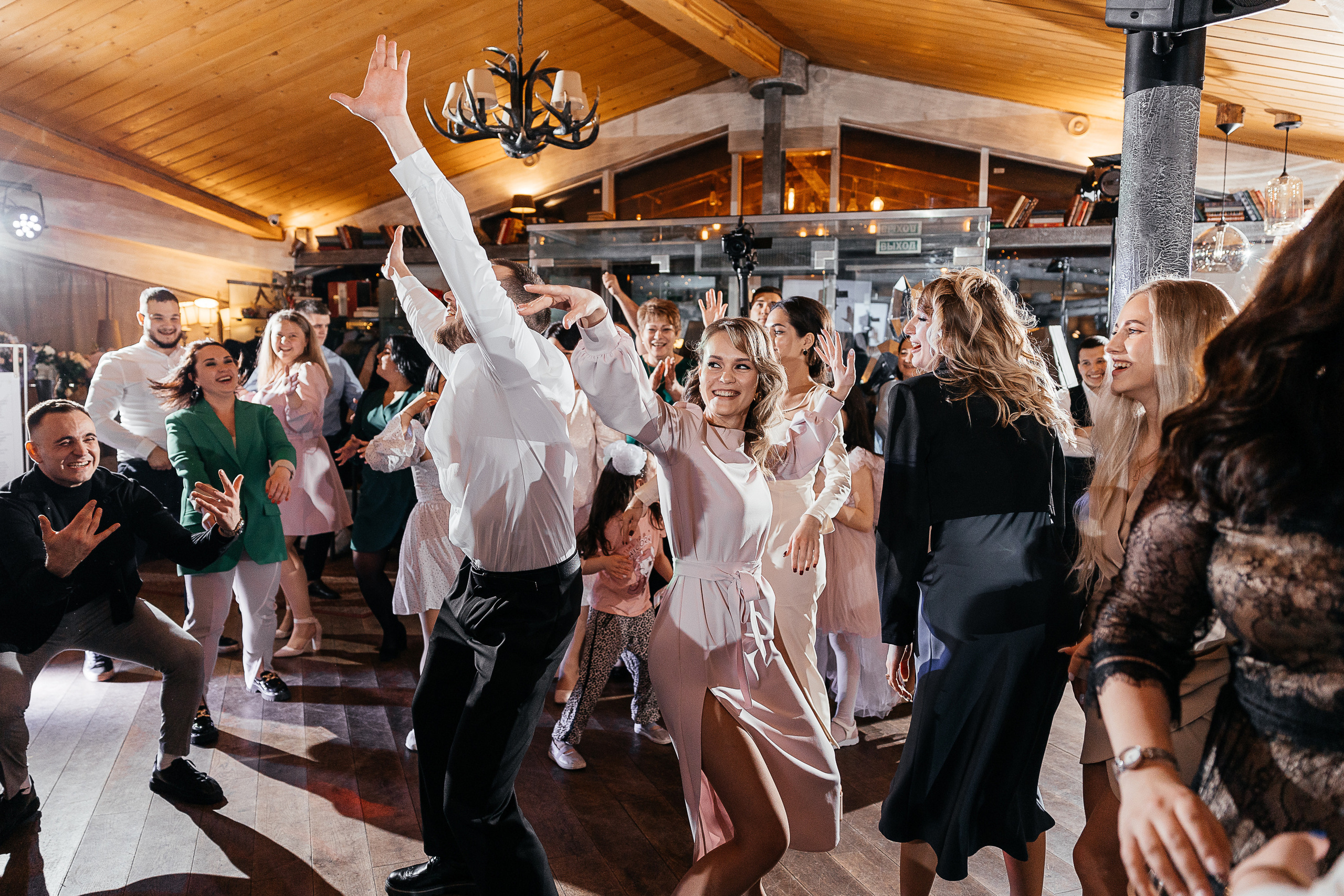 Исмаил и Любовь. Свадебный фотограф Александр Савченко Смоленск