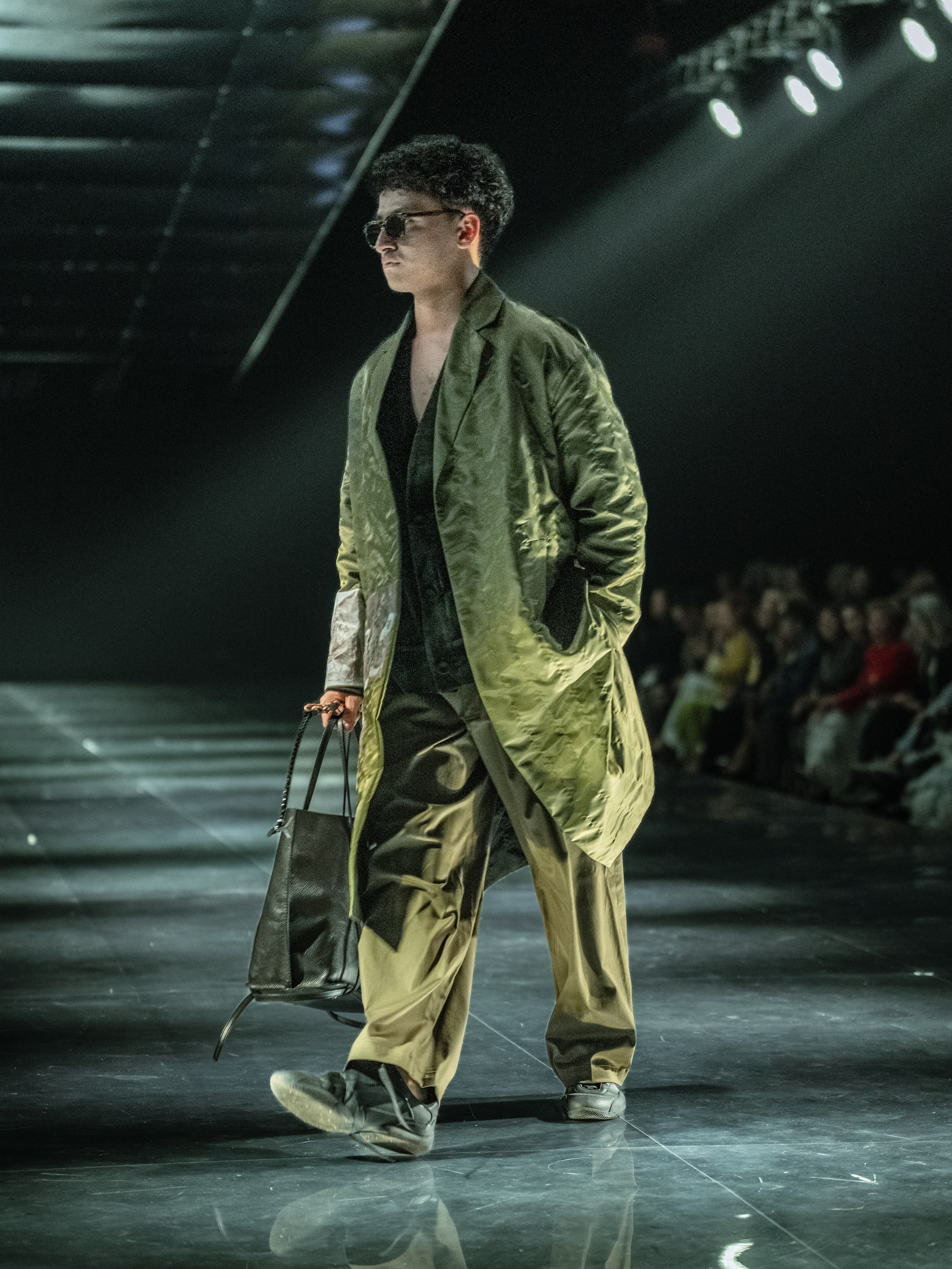 Visa Fashion Week Almaty Pre-Fall 2026 April Leonid Zherebtsov. Сайт Алматинского НЮ АРТ, будуар и фэшн фотографа Дениса Карпенко