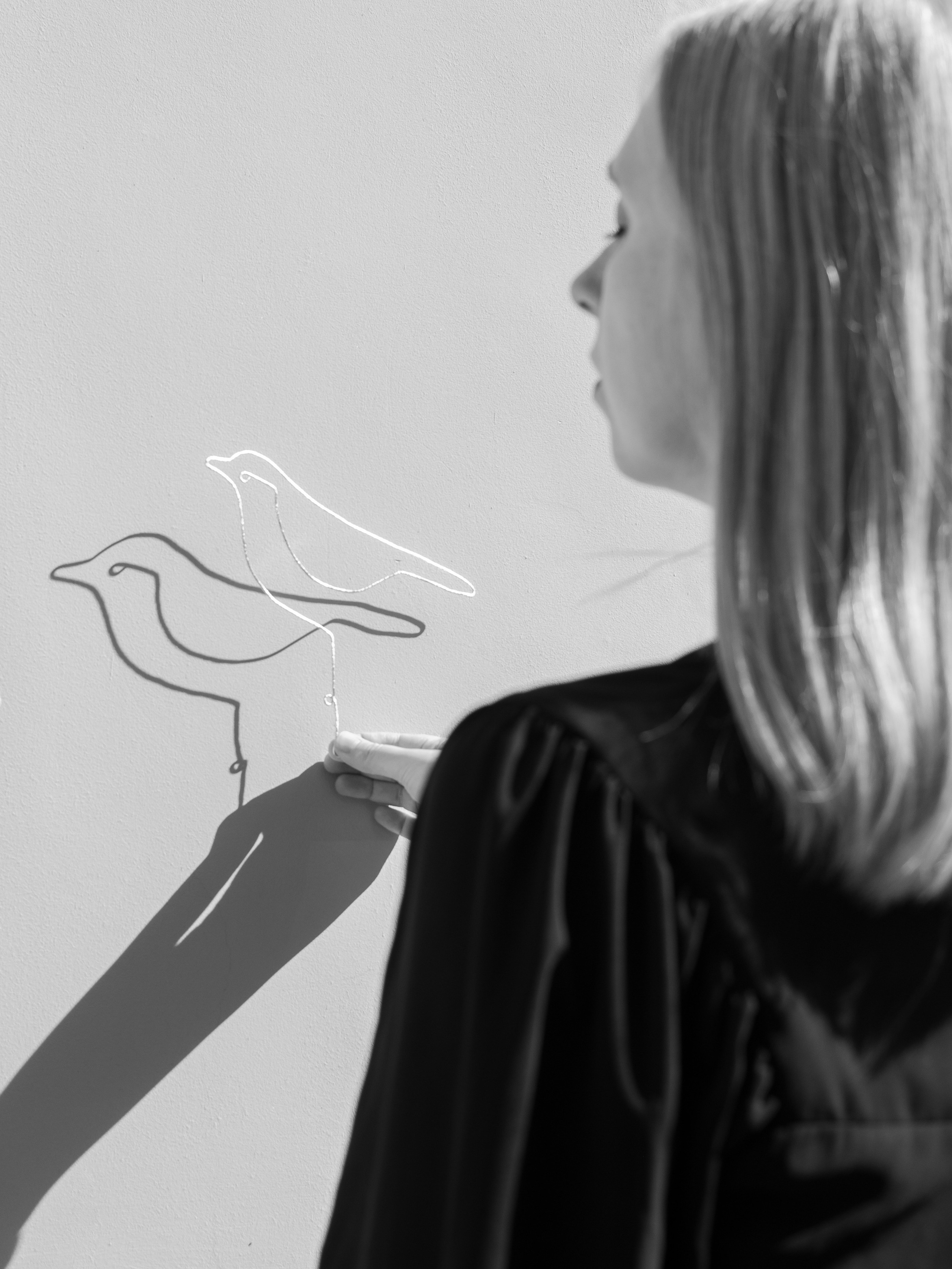 Выставка «Естество», 18.11-30.11.2025, галерея Molbert, г. Санкт-Петербург, фотограф Ульяна Красикова Омск фотография их серии "Скульптор жизни"