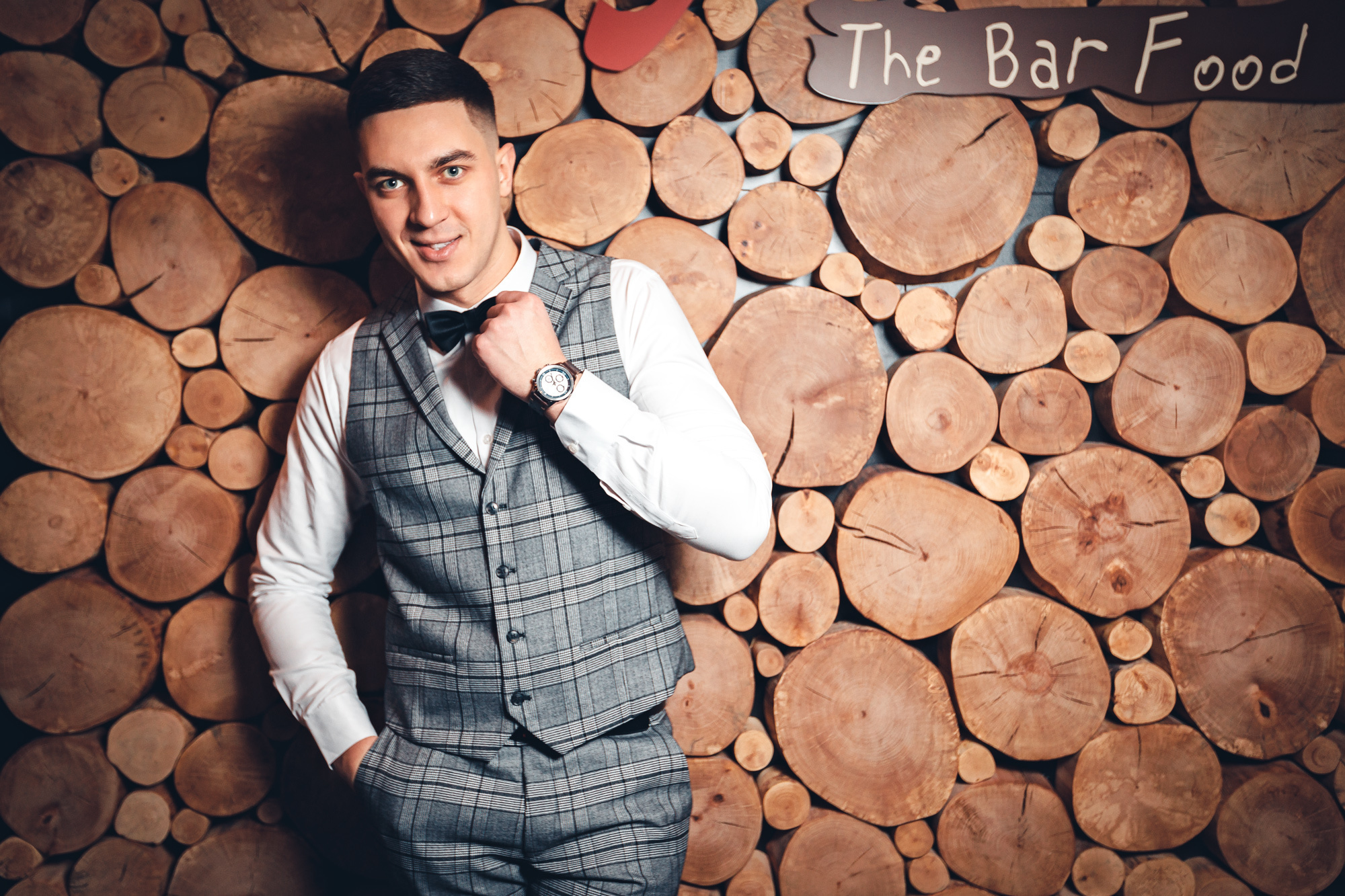 Портрет жениха в отеле 