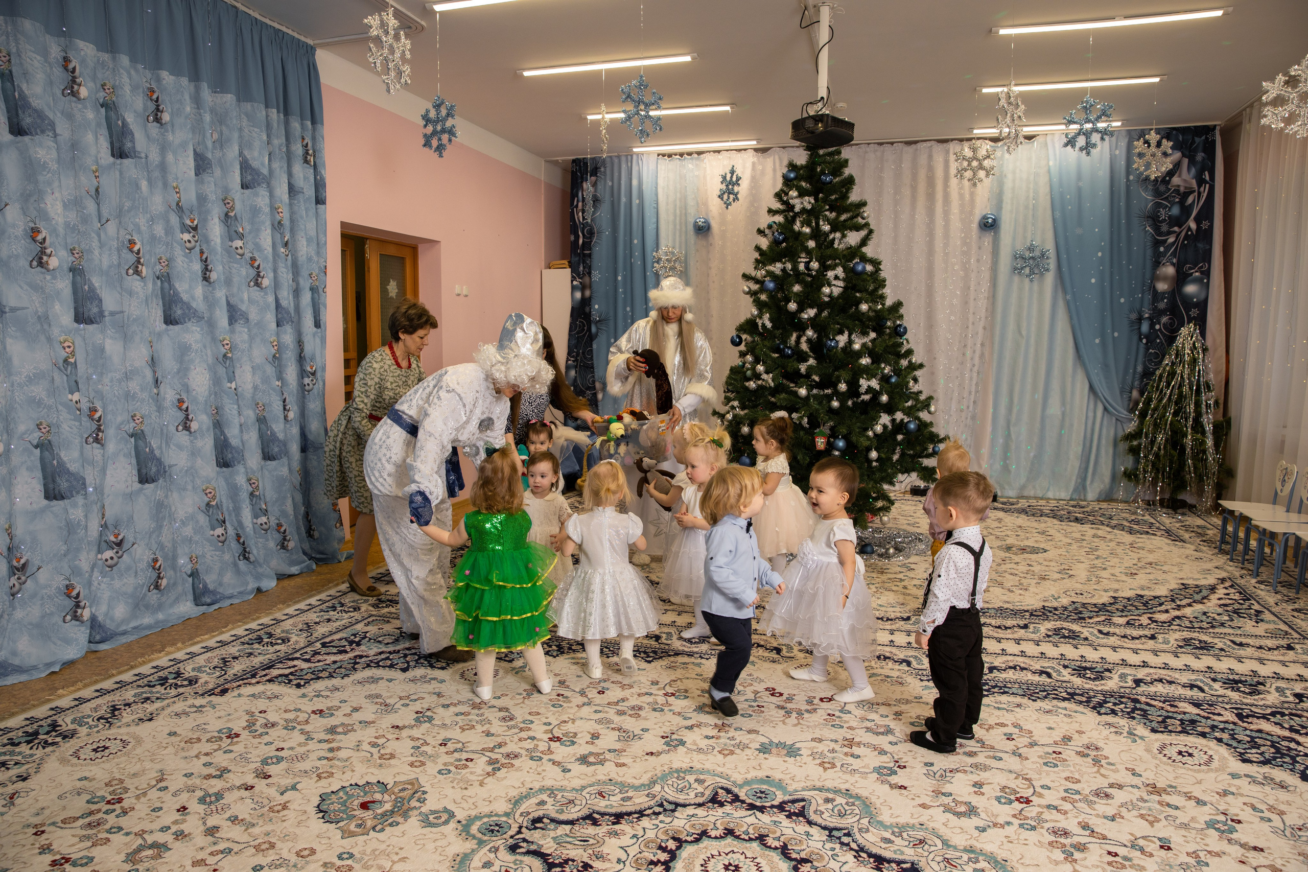 Новогодний утренник Успех. Фотограф в Железнодорожном и Балашихе