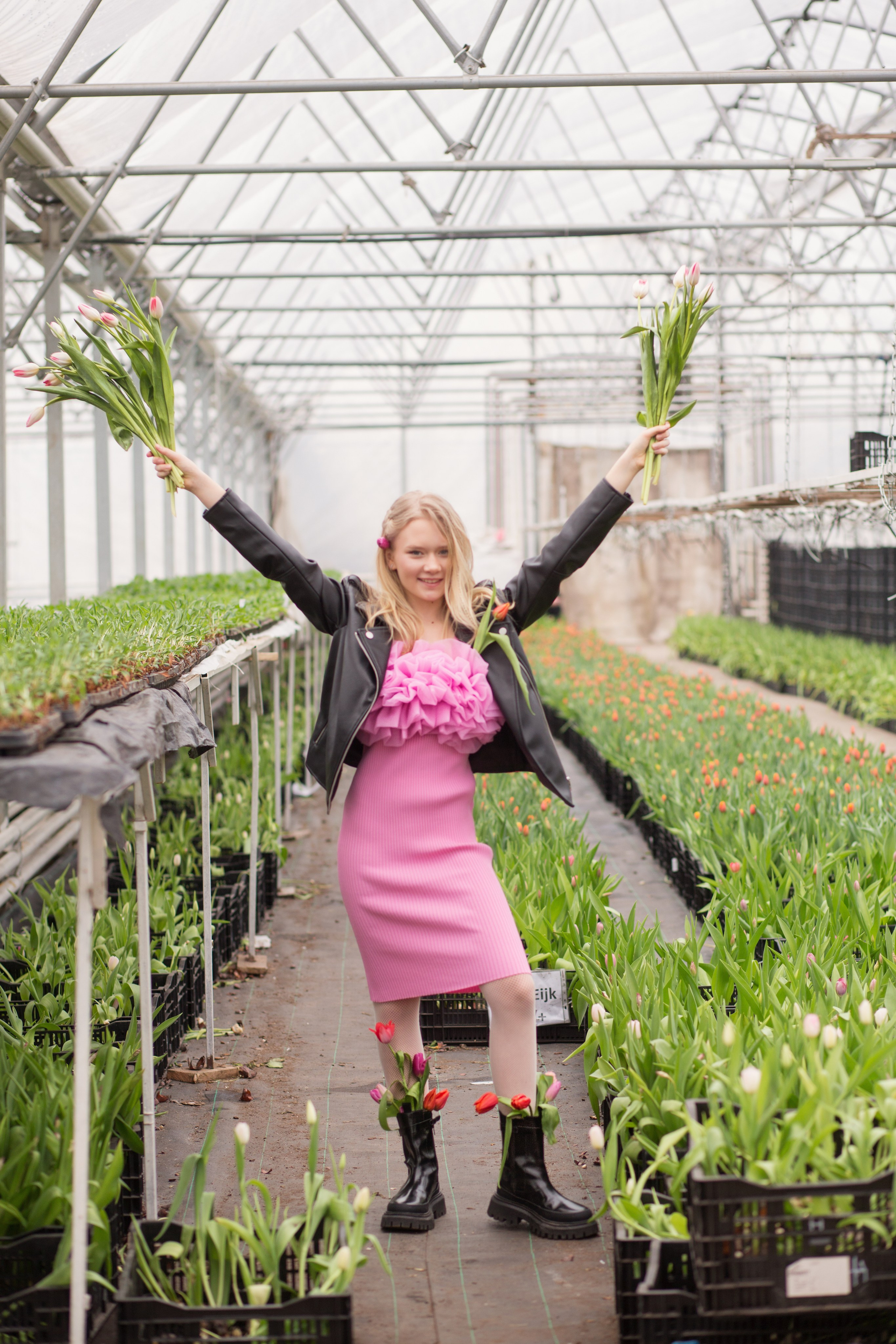 ЖЕНСКИЙ ПОРТРЕТ. Главная