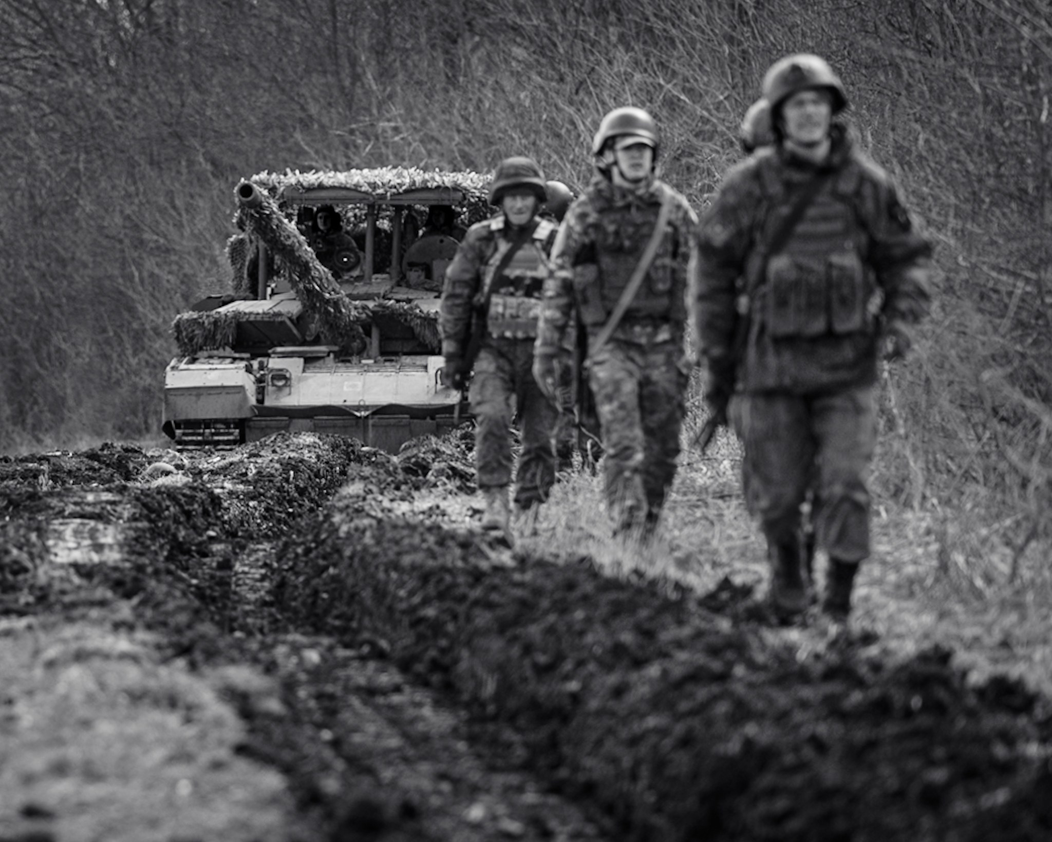 Серия военных фотографий Емельянова Артура. EMELYAN|Военный фотограф Артур Емельянов