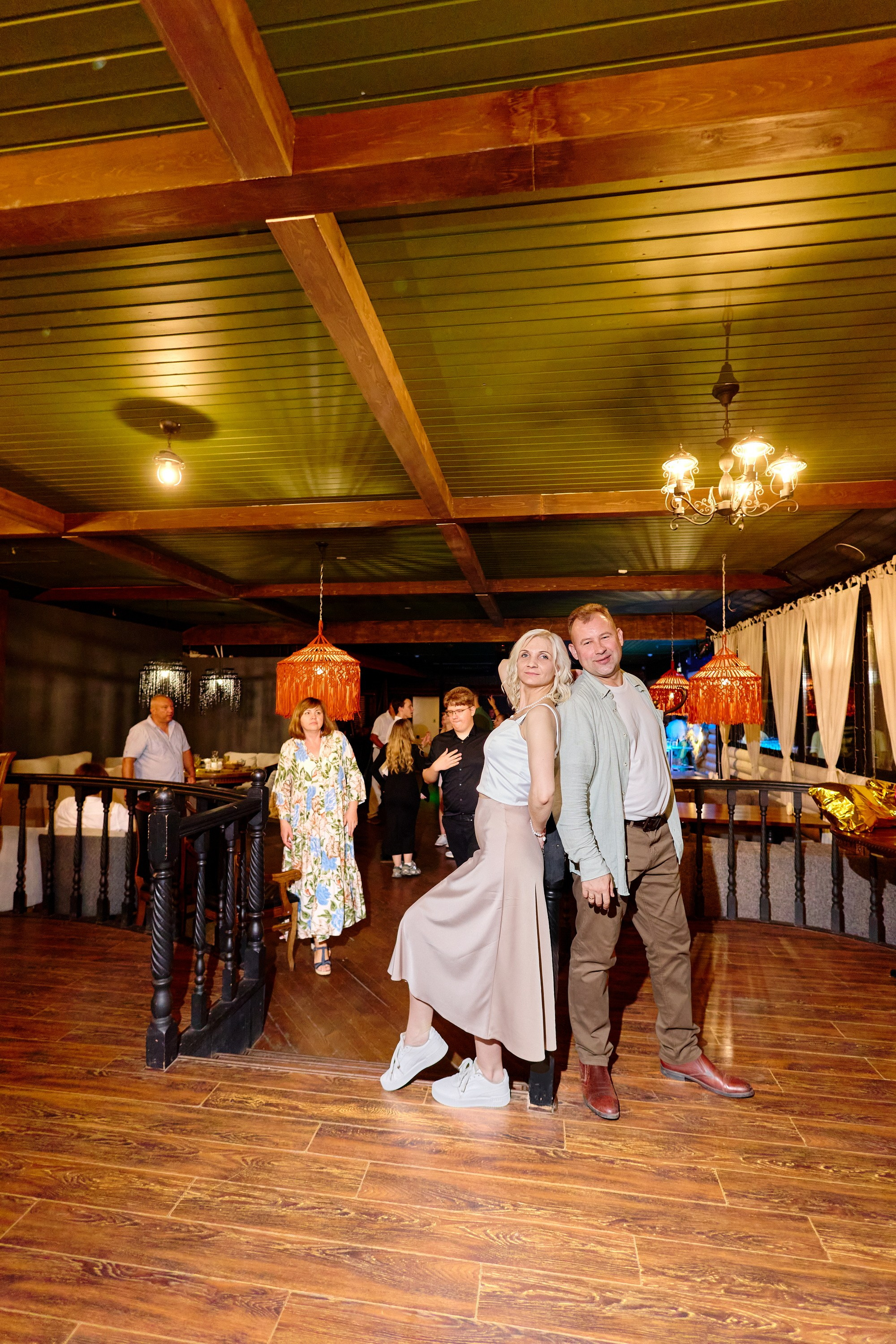 Выпускной 35 Сош. Фотограф Выпускные альбомы Таганрог Сергей Коробченко