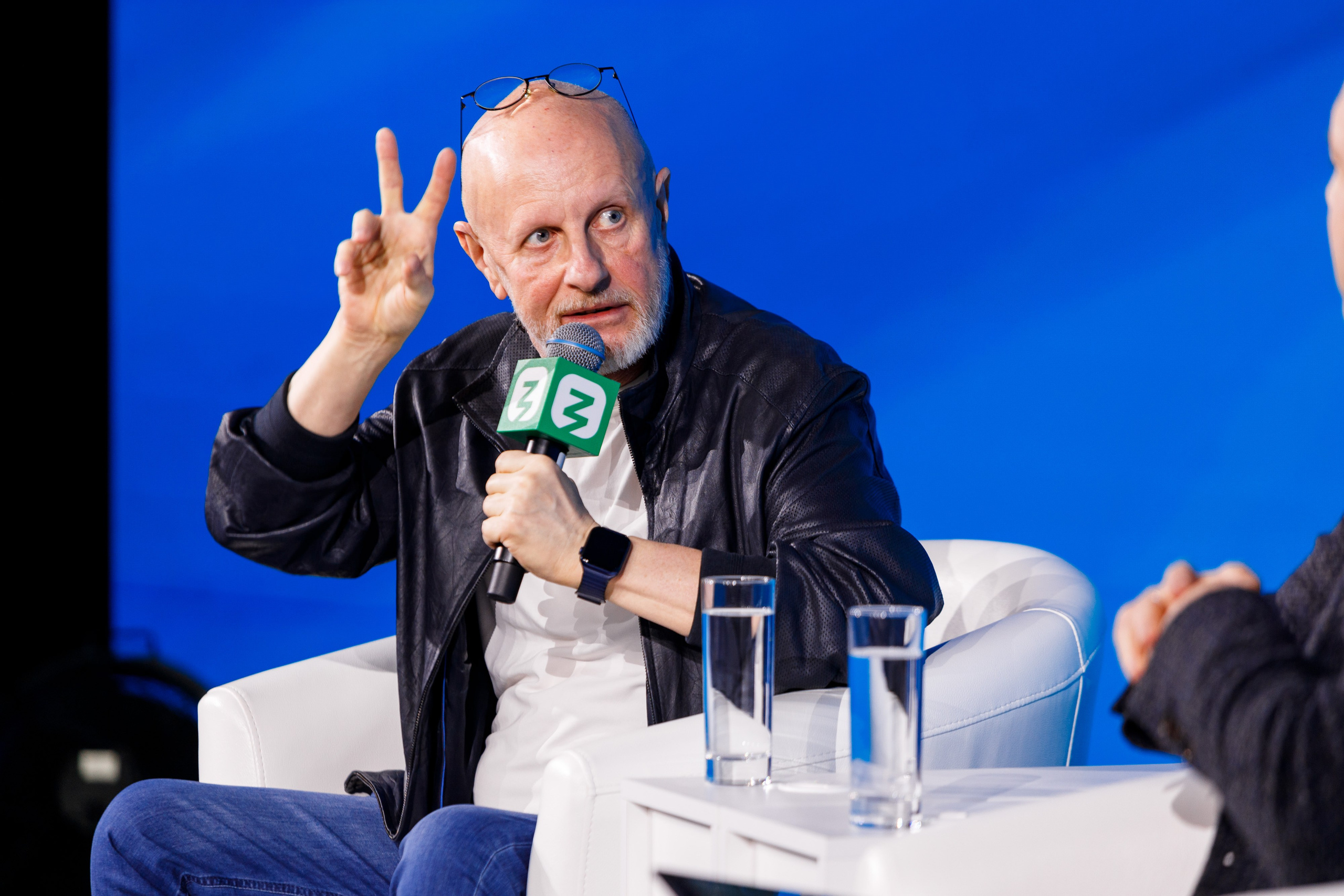 Всемирный фестиваль молодёжи 2024 в России. Репортажный фотограф в Москве, Сочи и Санкт-Петербурге