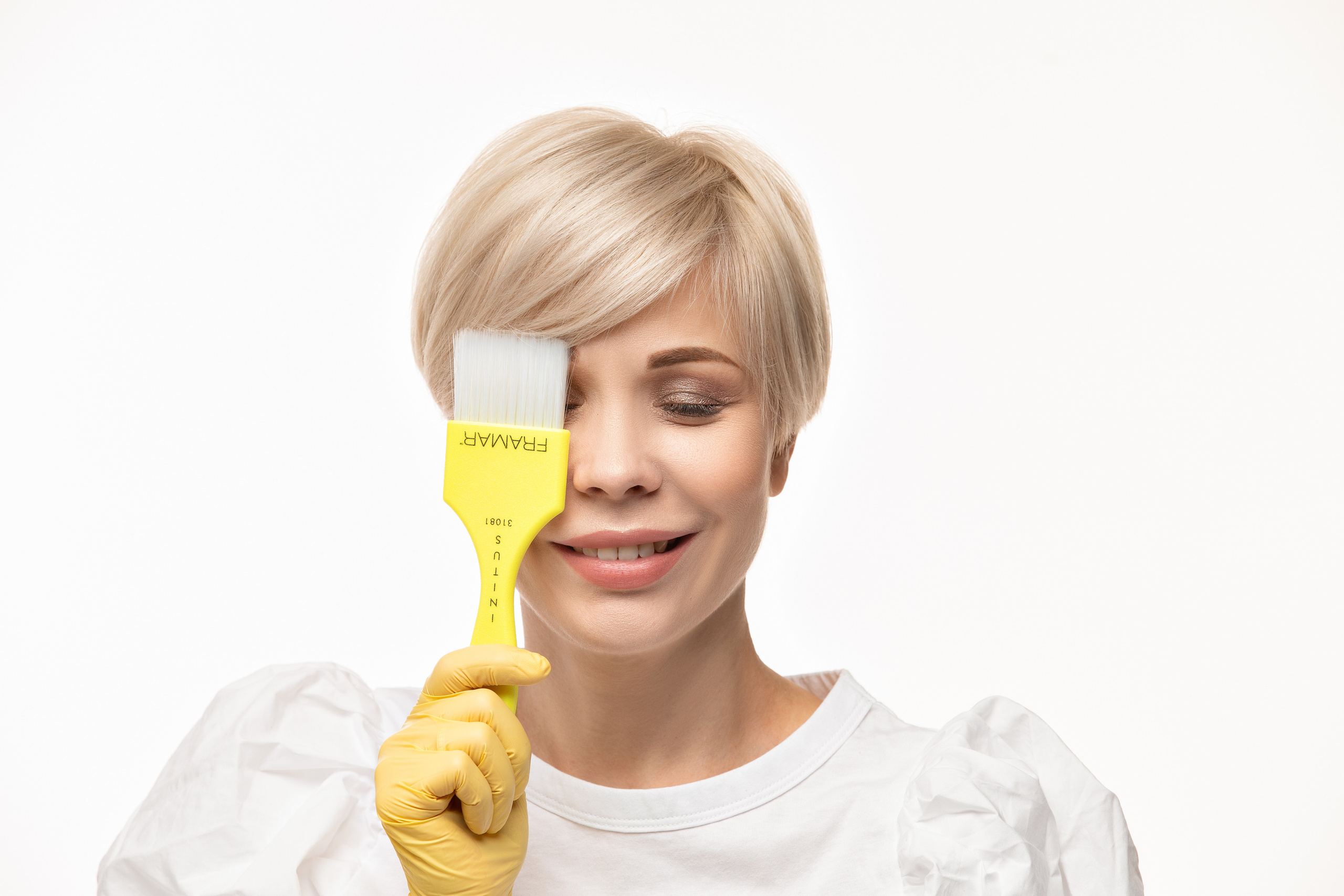 Контентная фотосессия парикмахера стилиста по волосам. Фотограф чувственного портрета в Санкт-Петербурге Светлана Фролова