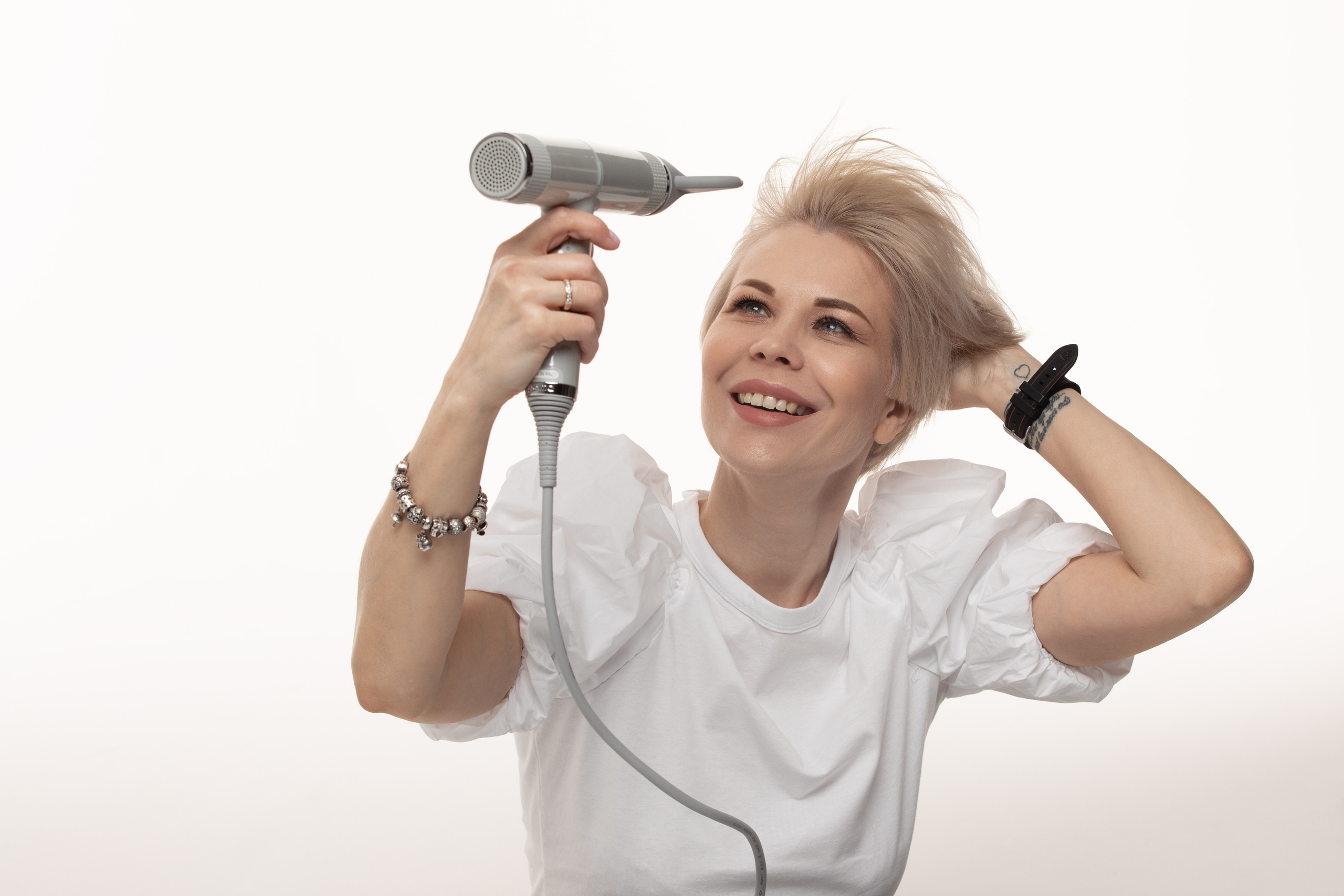 Контентная фотосессия парикмахера стилиста по волосам. Фотограф чувственного портрета в Санкт-Петербурге Светлана Фролова