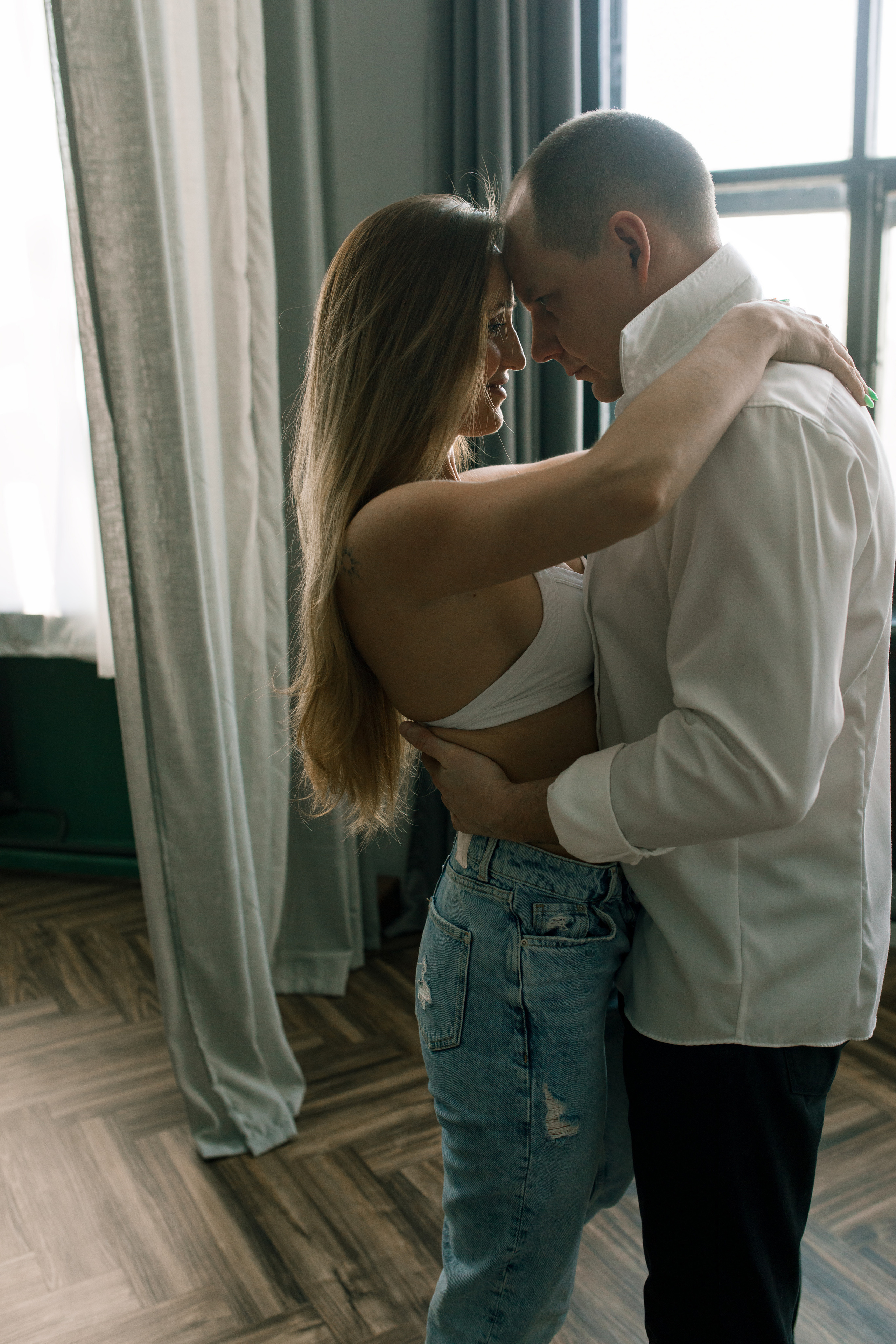 Парная чувственная фотосессия в паре в студии Хабаровск. Фотограф чувственного портрета в Санкт-Петербурге Светлана Фролова