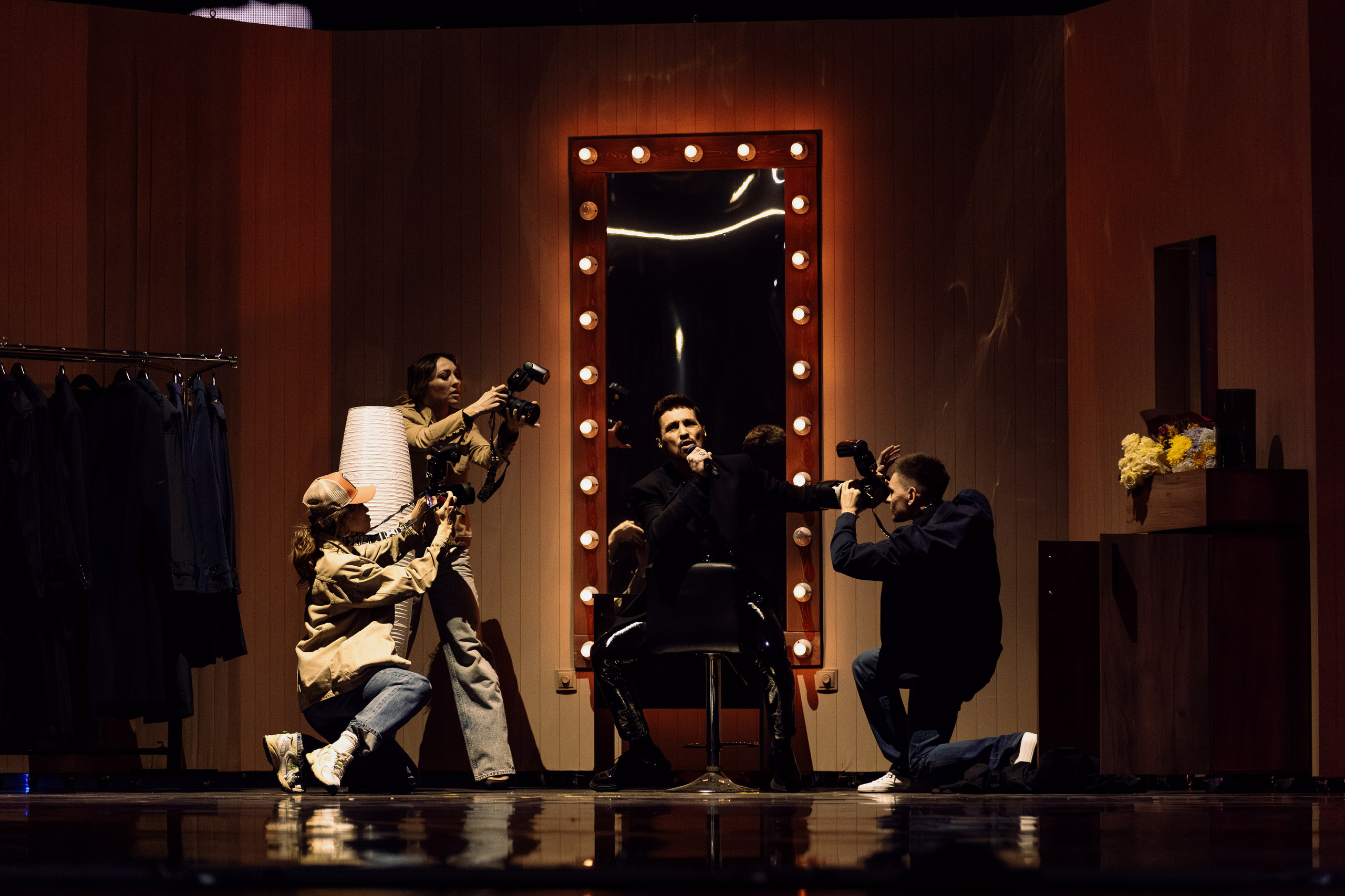 Премия Виктория 2025. Олег Левин — профессиональный концертный и бэкстейдж фотограф в Москве