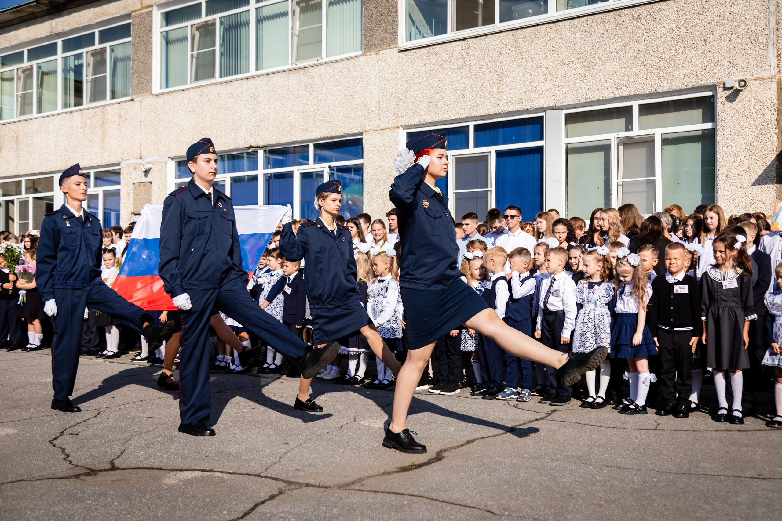 Гимназия № 50. Детский фотограф видеограф в Хабаровске Михаил Орлов