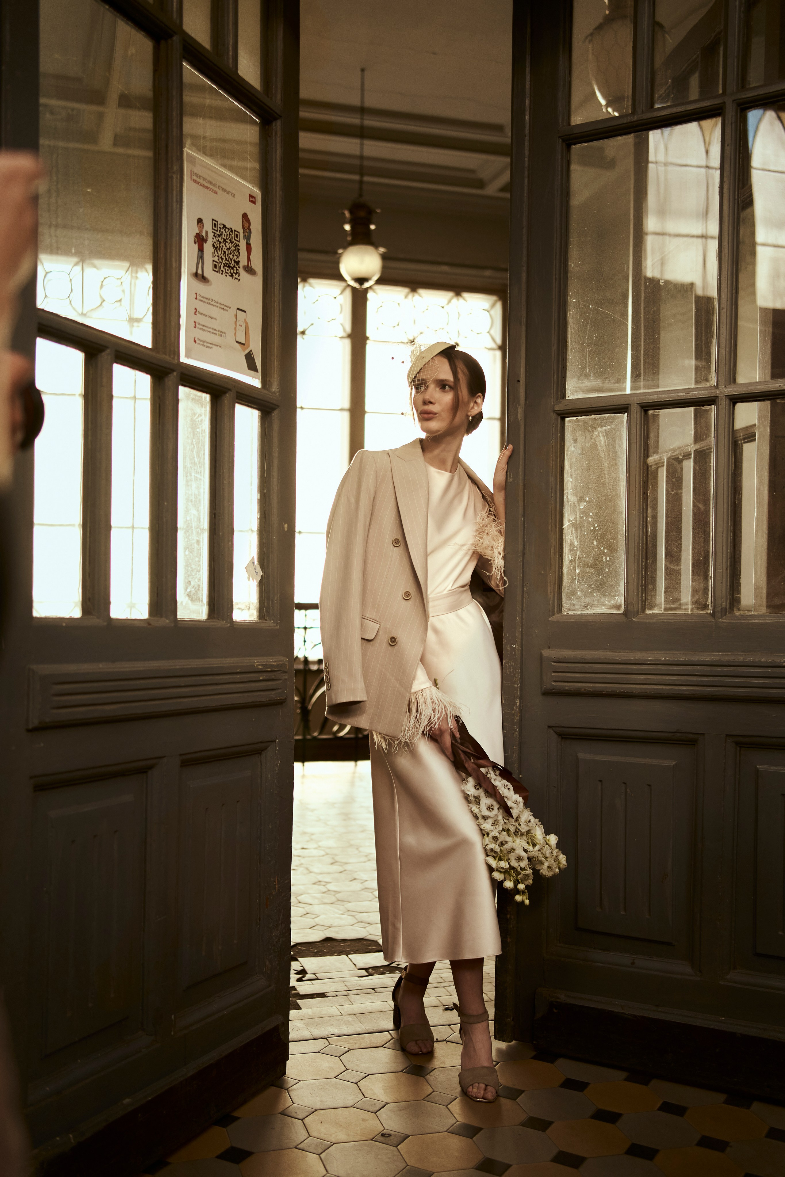 Санкт-Петербург (Витебский вокзал). Свадебный фотограф Наталья Помазкина | Репортаж Екатеринбург Москва