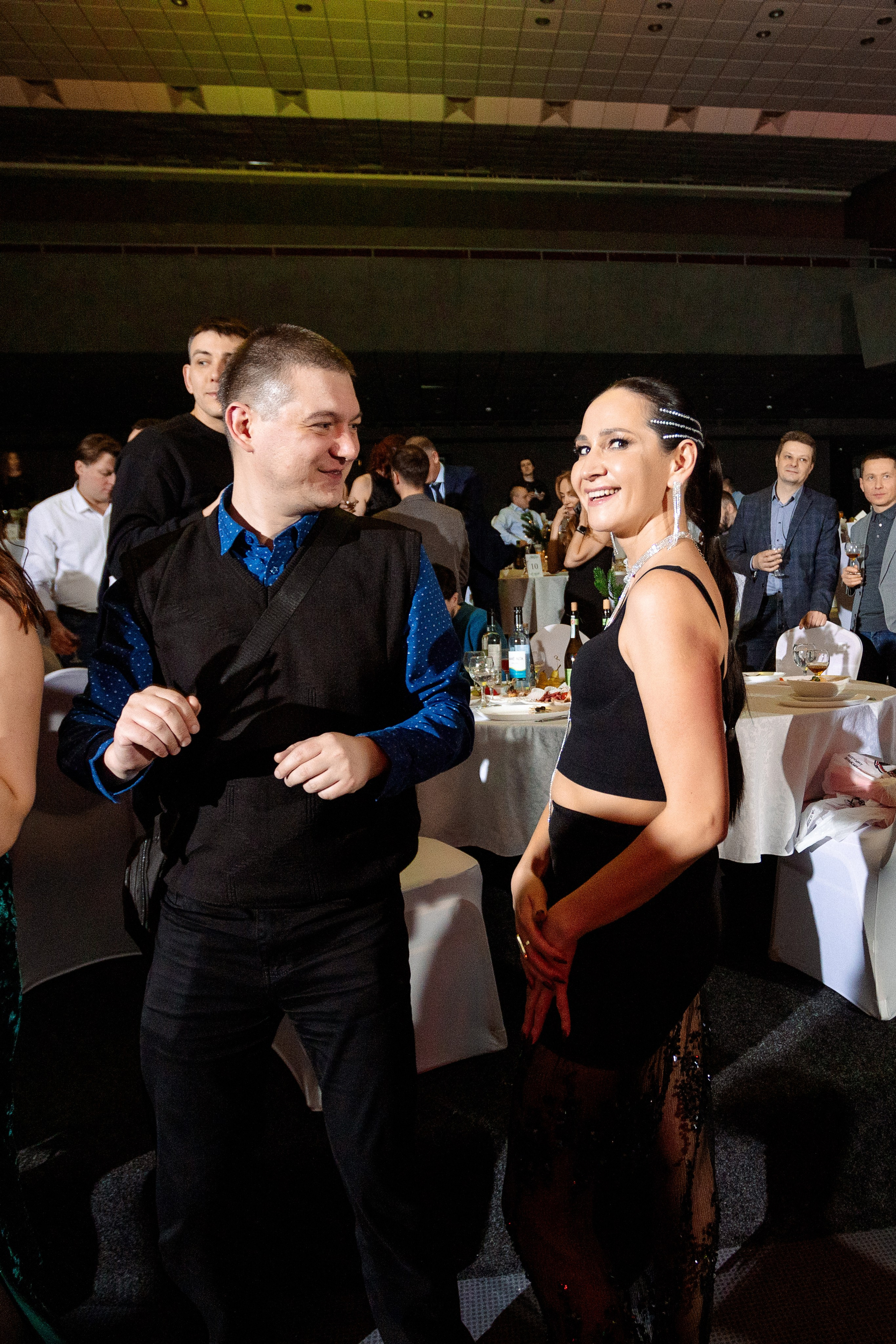 РЕПОРТАЖ: НОВЫЙ ГОД В ДК МЕТАЛЛУРГ. Профессиональный фотограф в Ижевске Леша Петров