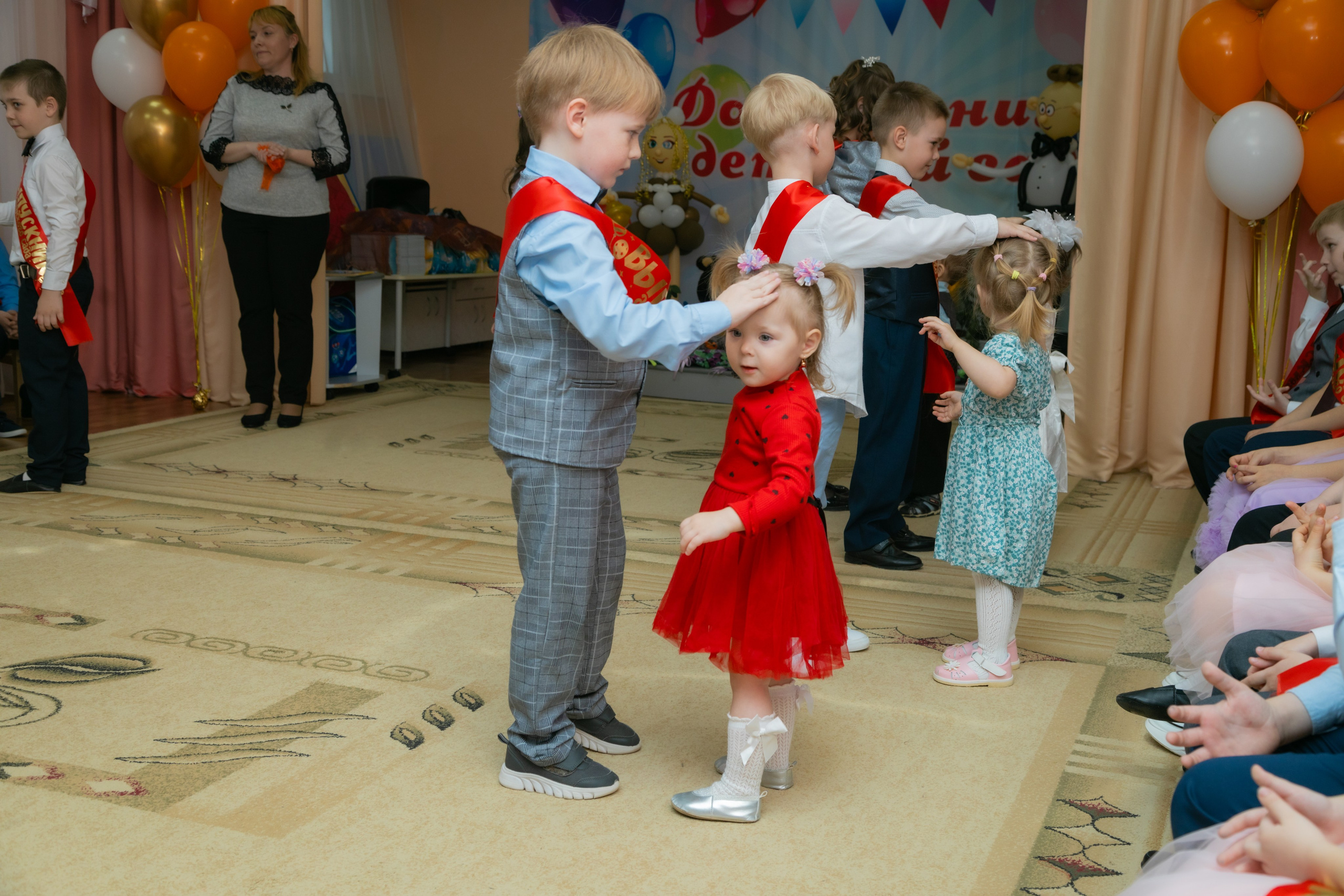 Фоторепортаж Выпускного. Фото, видео, авторские выпускные альбомы в Нижнем Новгороде