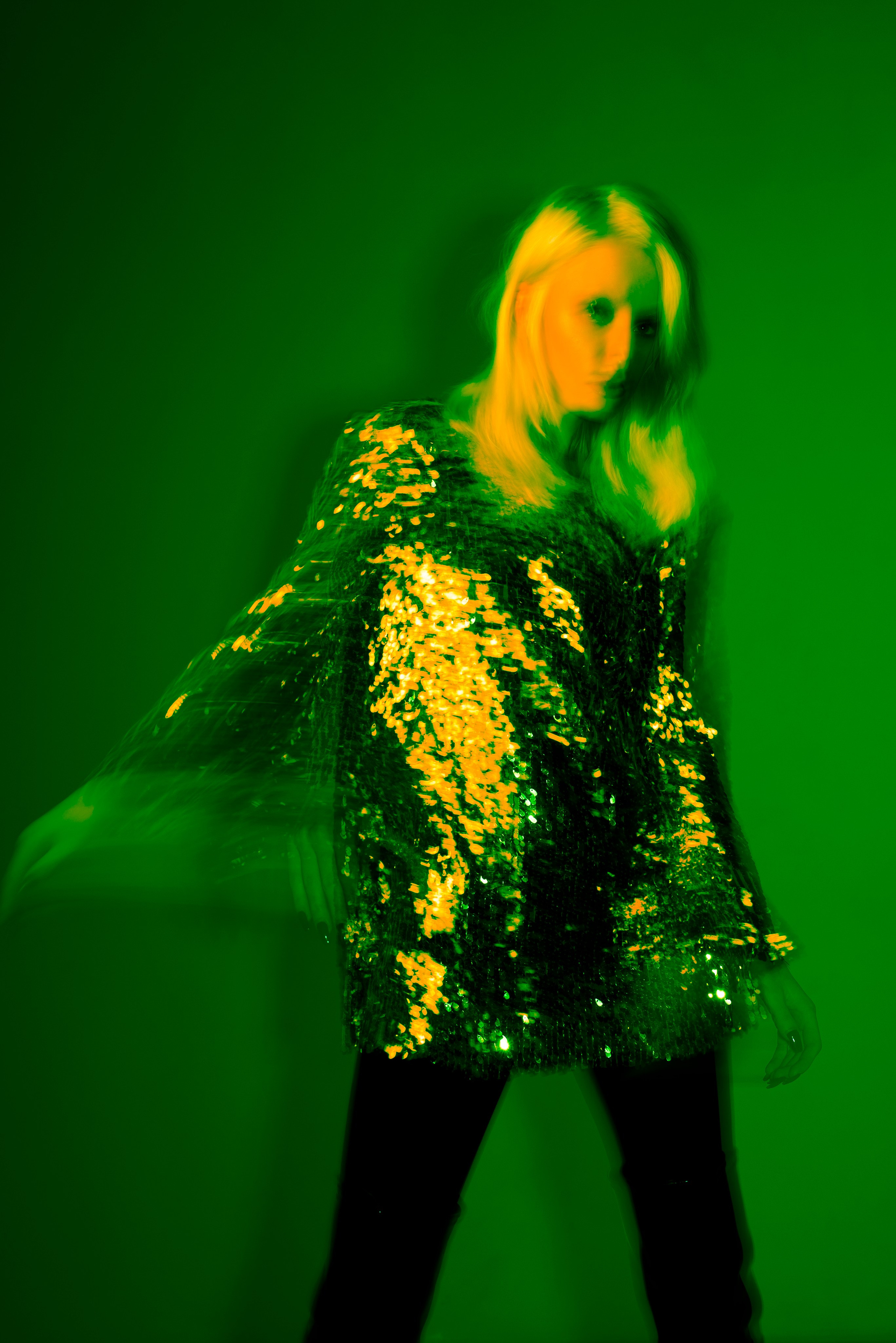 Мария Тихонова. Творческий цветной свет