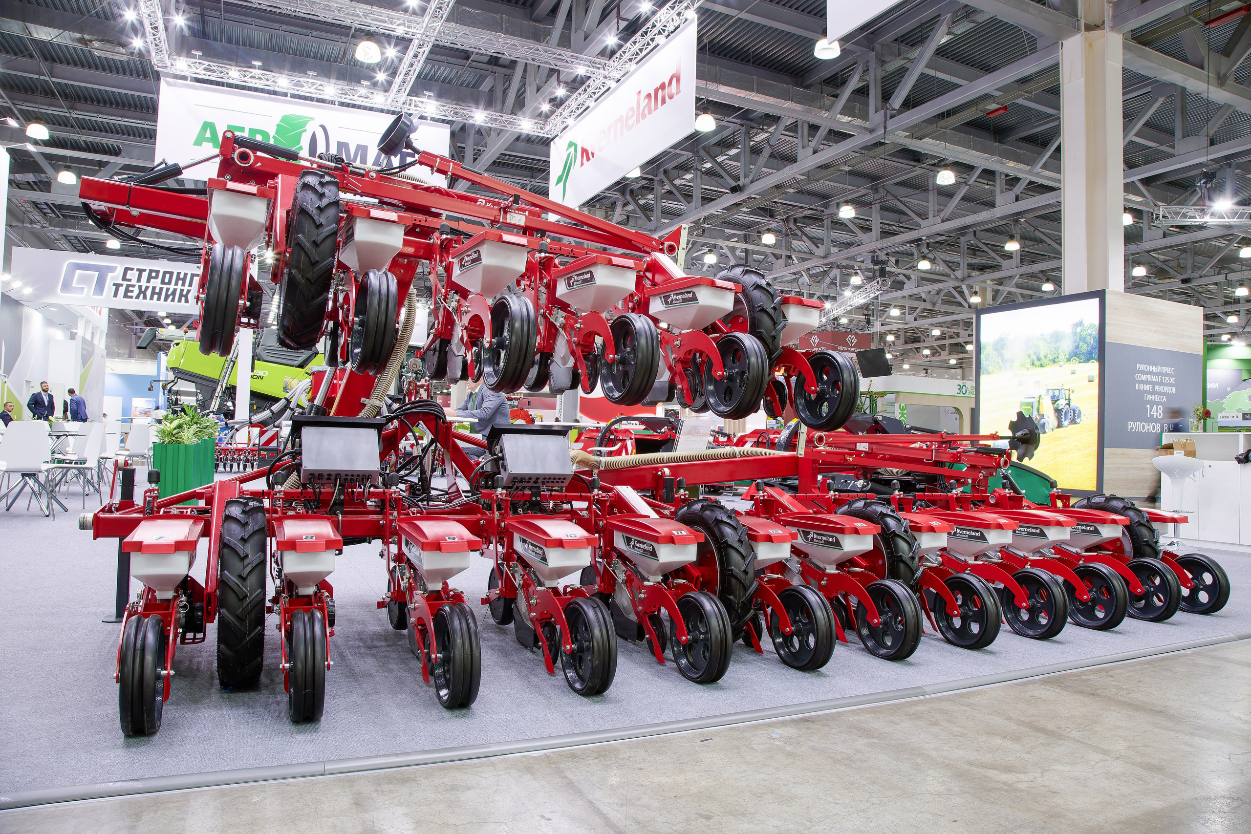 Работа стенда. Агросалон. Репортажный фотограф в Москве Екатерина Якель