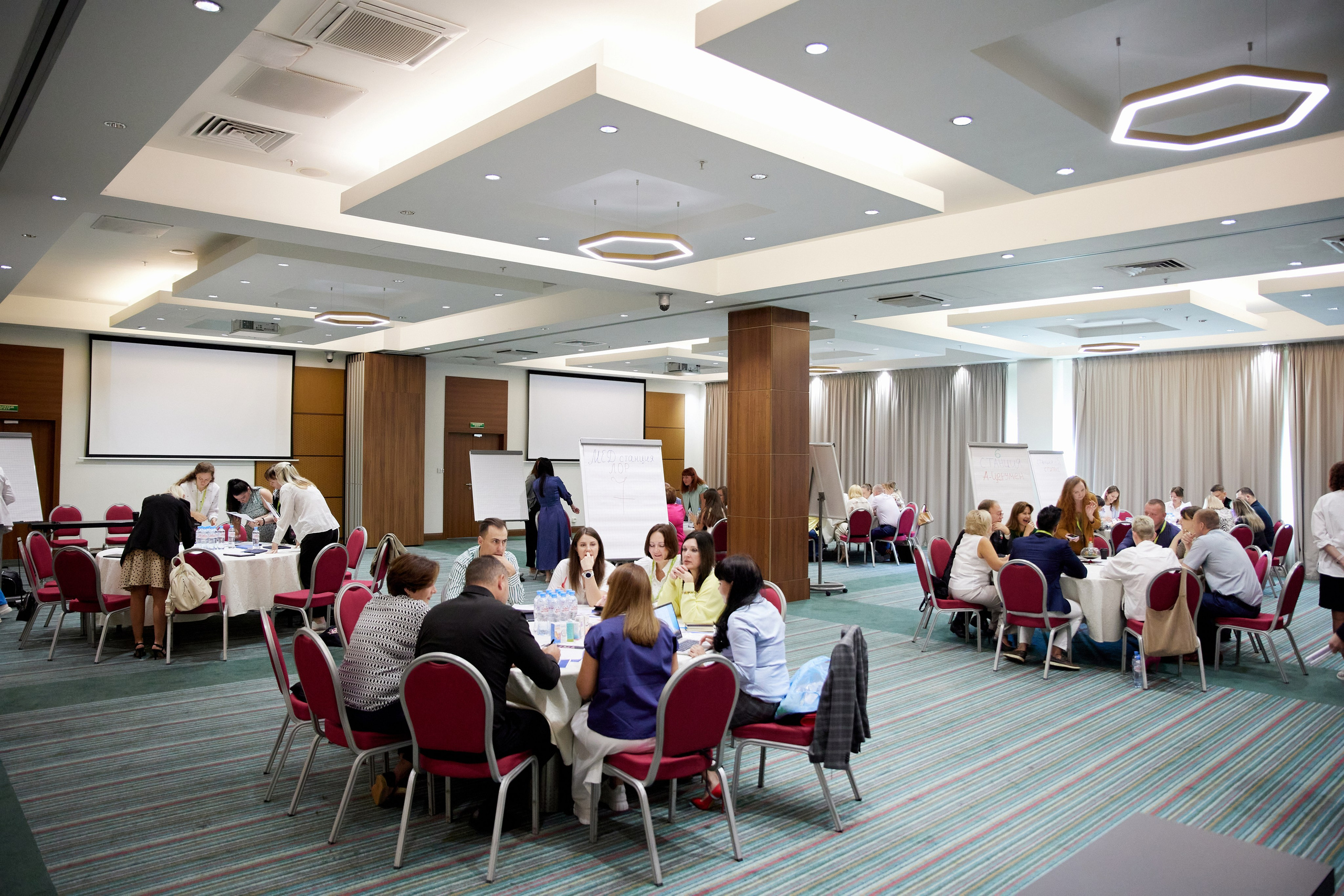 Фотограф на конференцию. Хороший репортажный и промышленный фотограф в Казани Алексей Щелконогов