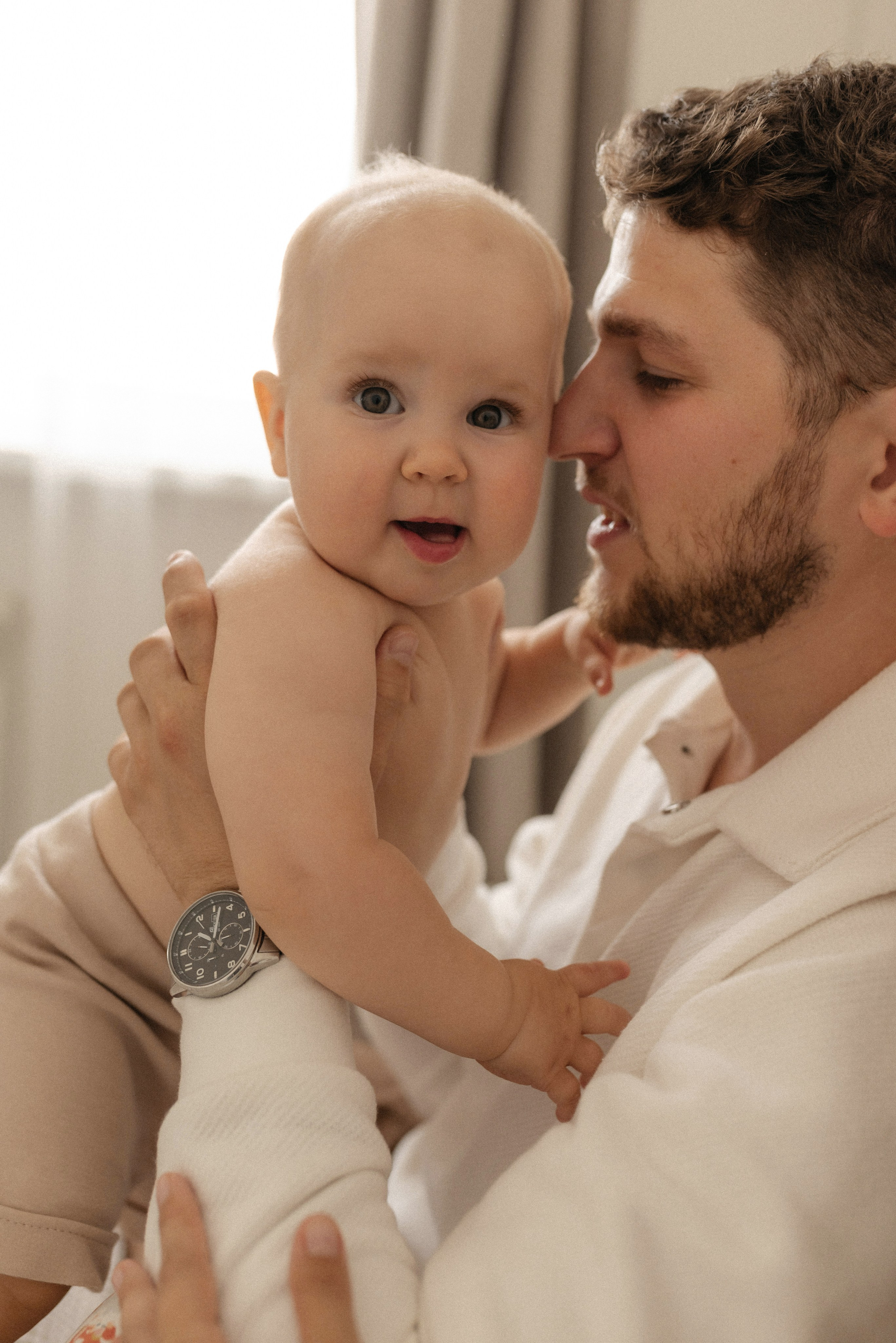 Семейная фотосессия дома с малышом. Семейный и портретный фотограф Нижний Новгород