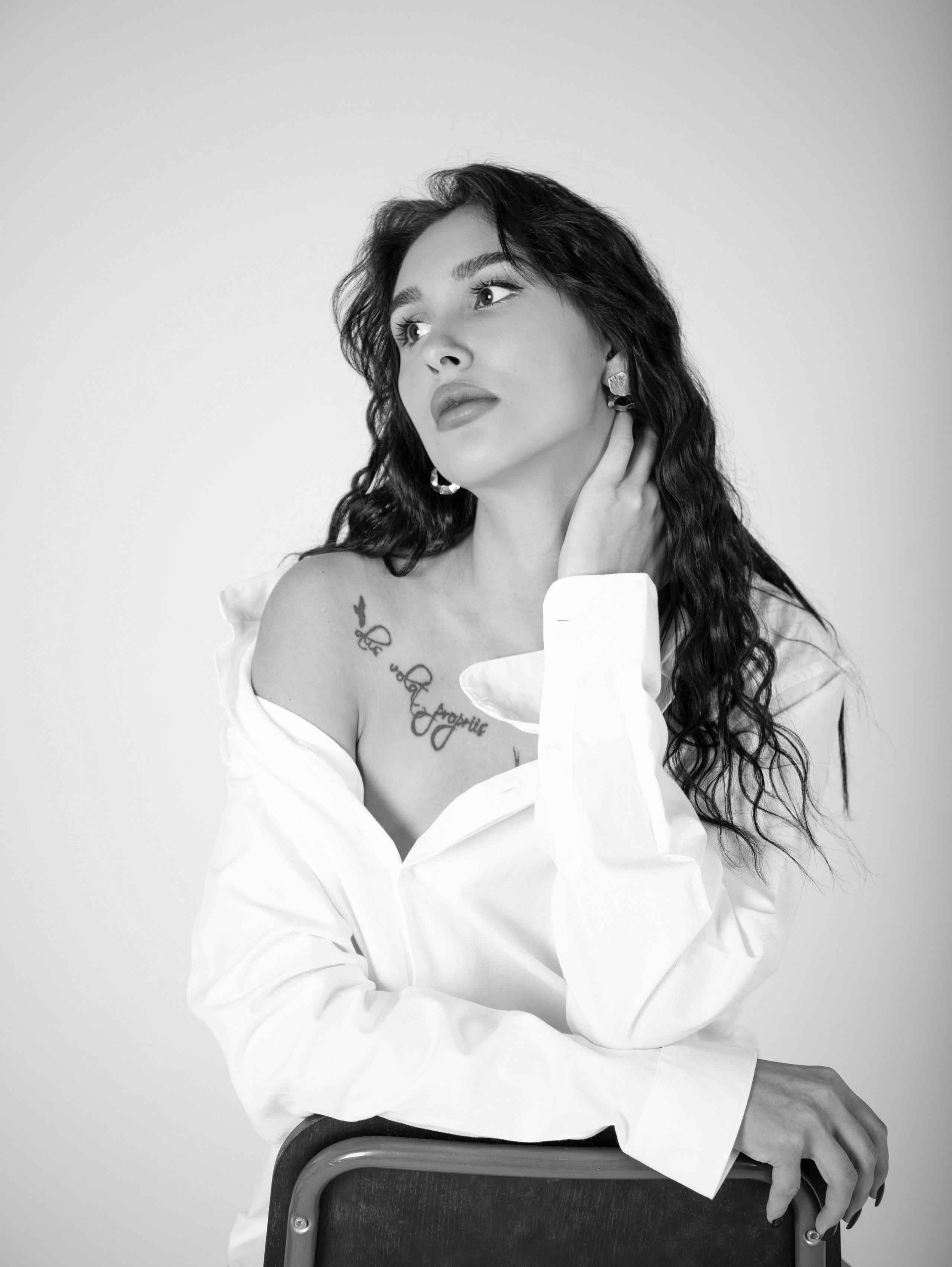 На циклораме. Свадебный и семейный фотограф в Москве Мила Широких