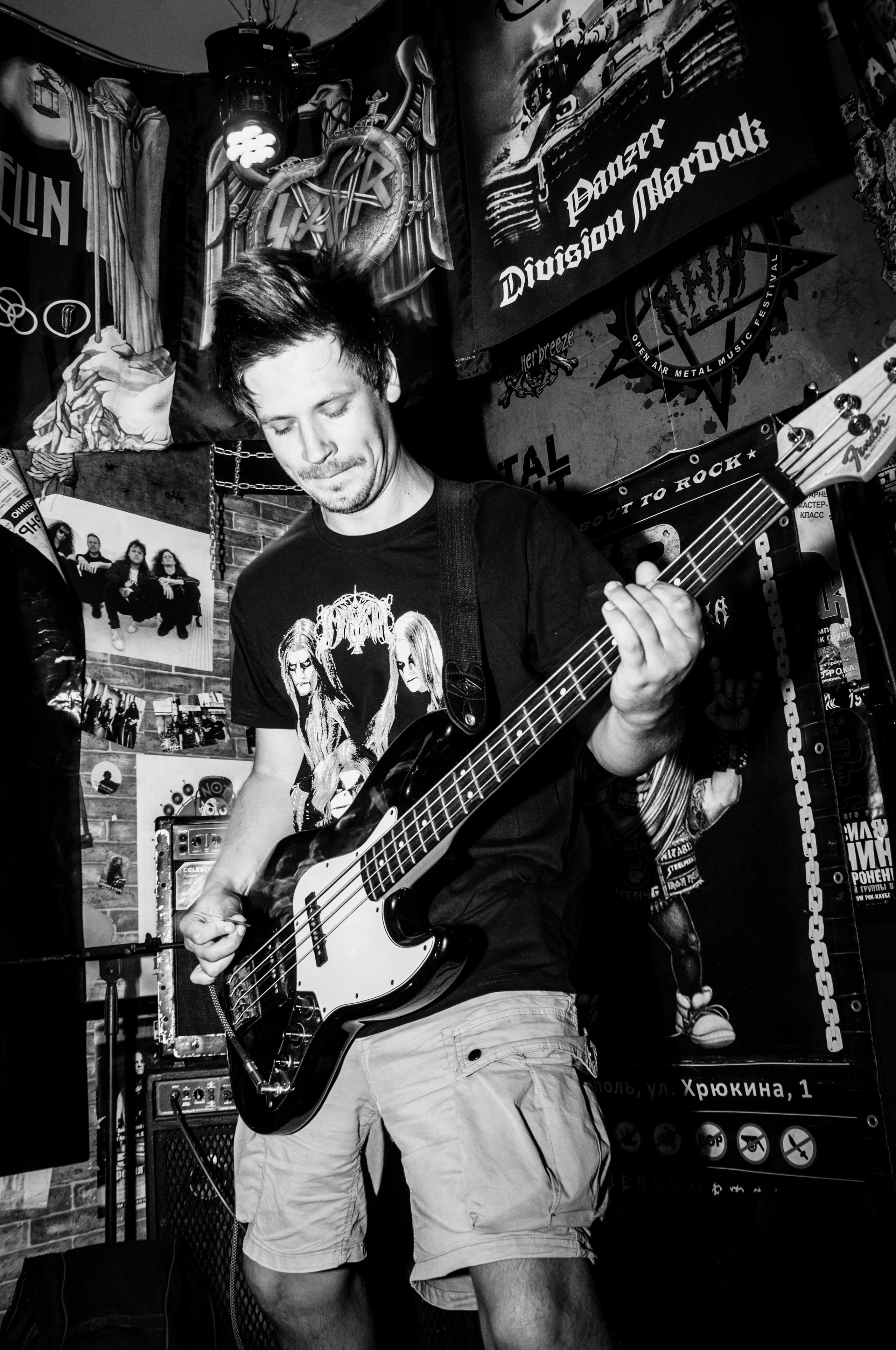 ОЗЕМ (Севастополь) концерт Искра 2023. Репортажный фотограф в Симферополе Зареев Иван