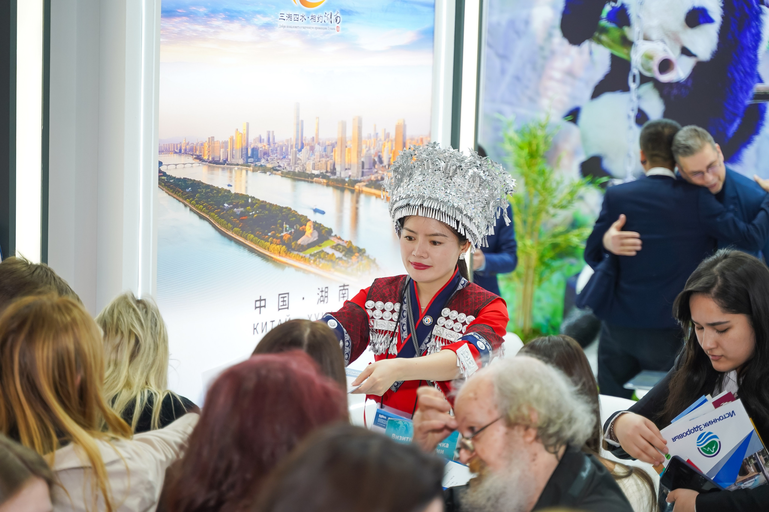 Деловые события. Репортажный фотограф и видеограф в Санкт-Петербурге