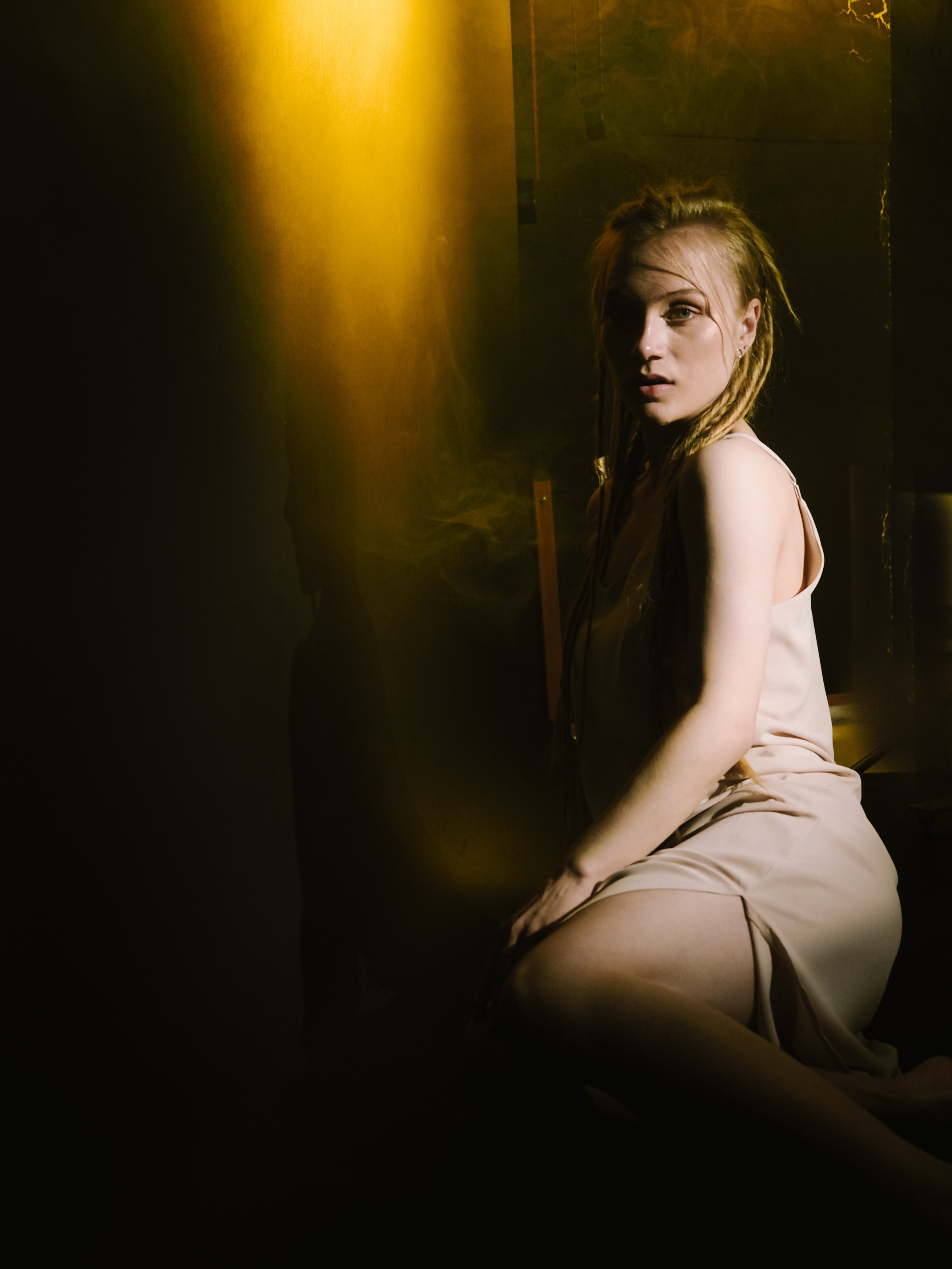 Студийный свет — дым. Фотограф Рязань. Семейный Свадебный фотограф