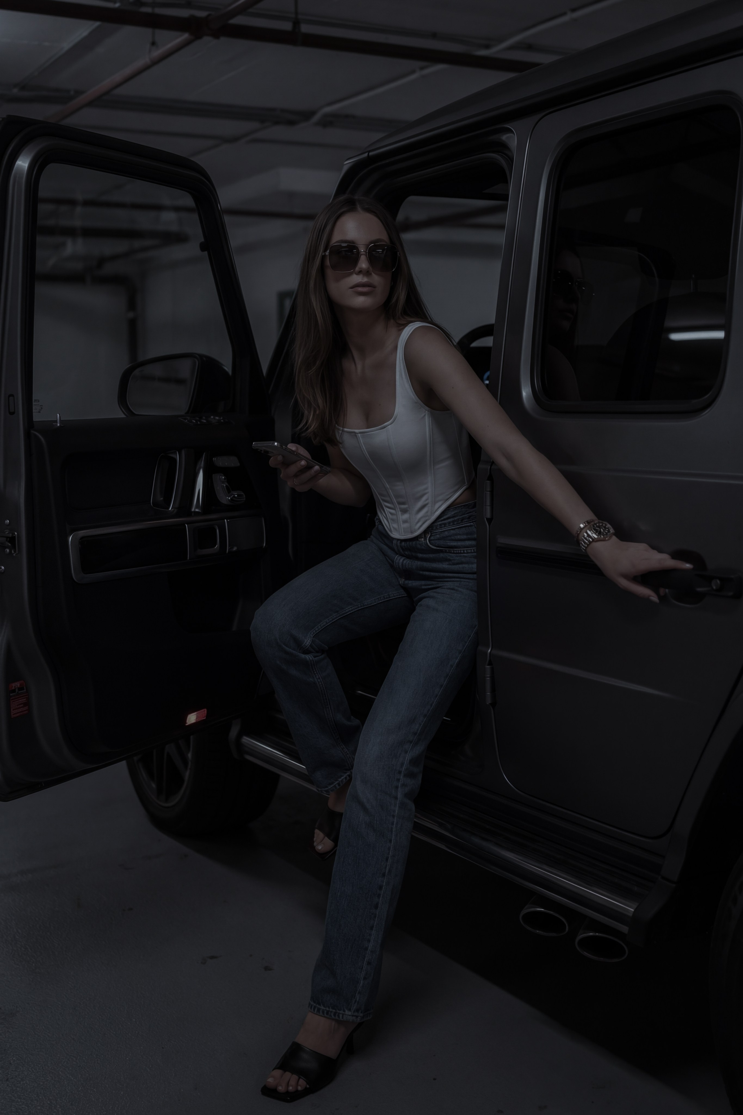Съёмка Тёмная Роскошь в Москве | Фотограф Asta Studio