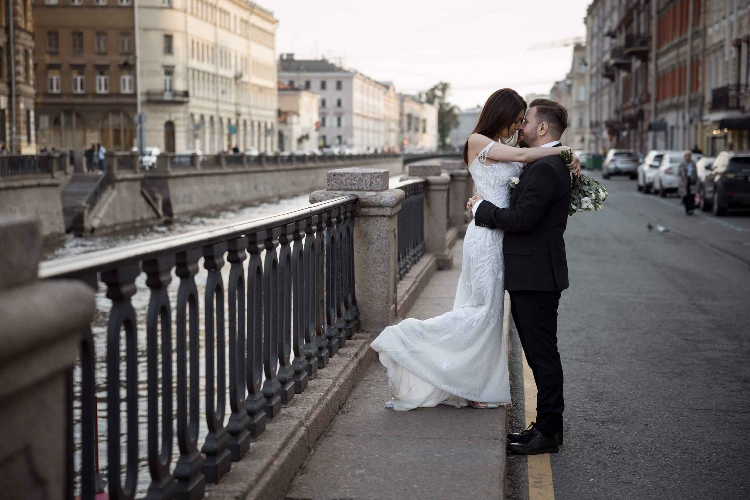 Свадьба в Питере. Свадебный фотограф Игорь Брундасов 8PHOTO на свадьбу венчание загс СПб