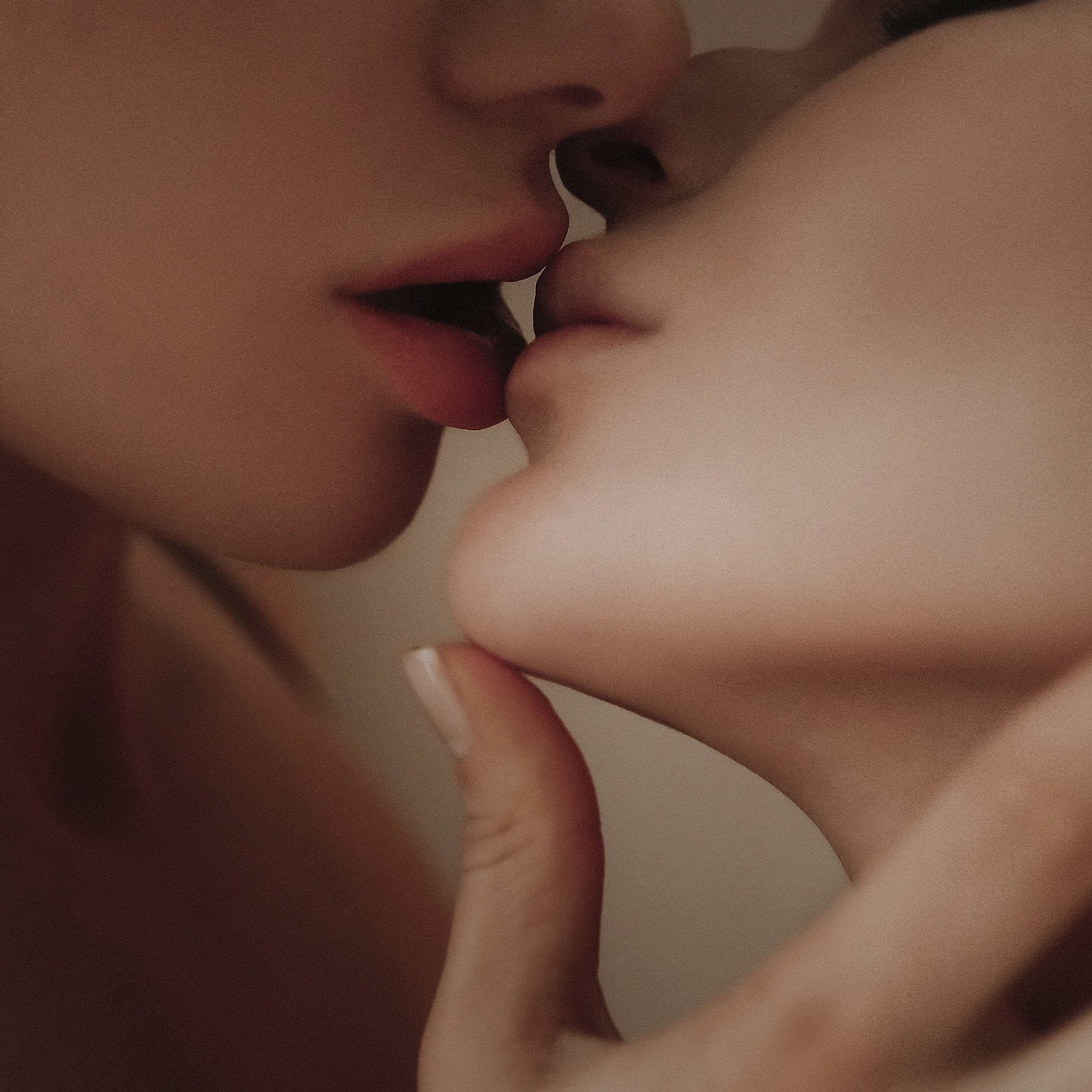 Портфолио — парные эротические фотосессии — фотограф Анастасия Инвиш. Эротическая фотосессия в стилю ню в Москве — заказать ню фотосессию от 19 800 руб!