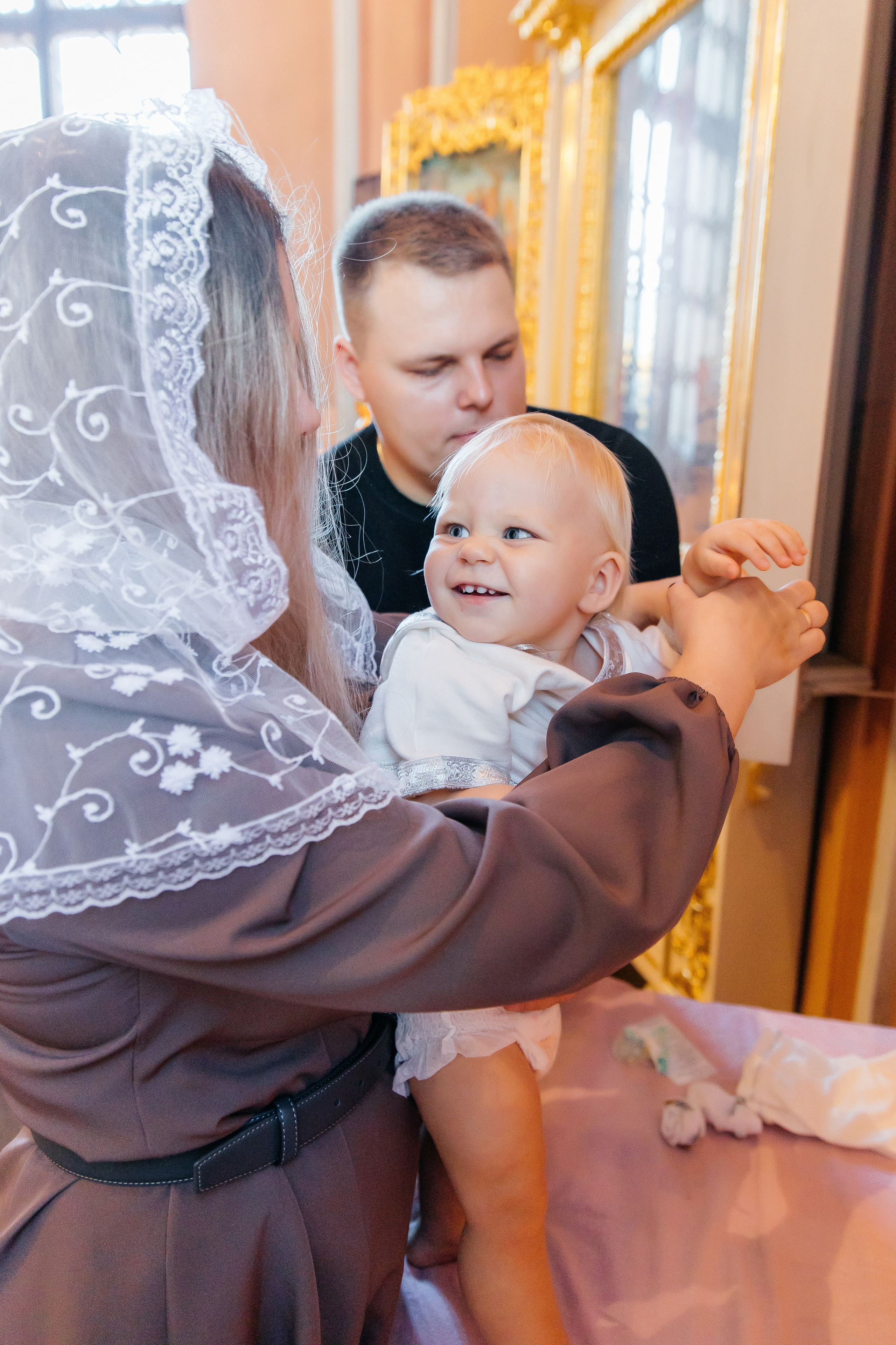 Таинство крещения Макара (18 октября 2025). Свадебный и семейный фотограф Крамар Наталья