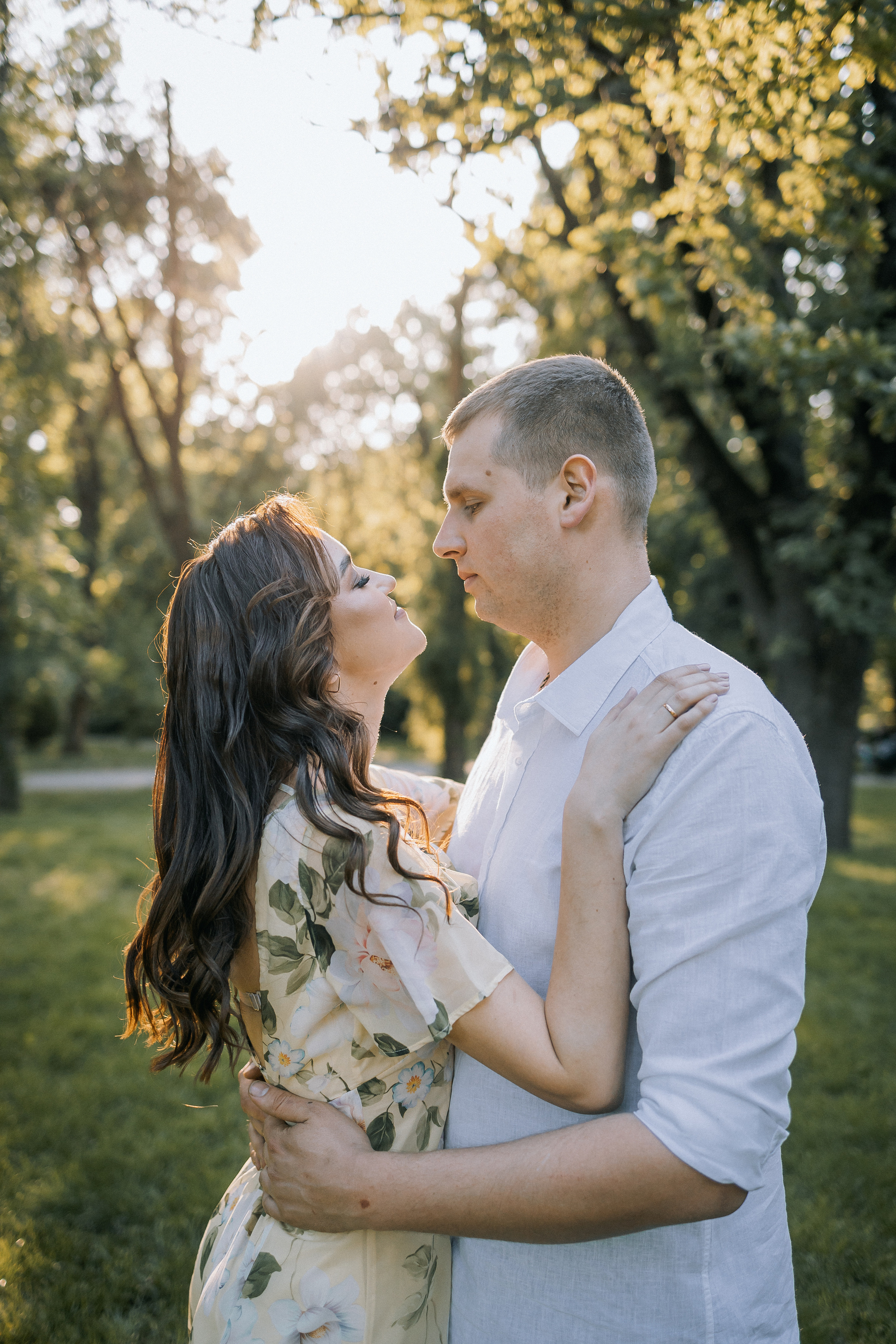 Лавстори. Парк. Свадебная фотография. Арина Рубах