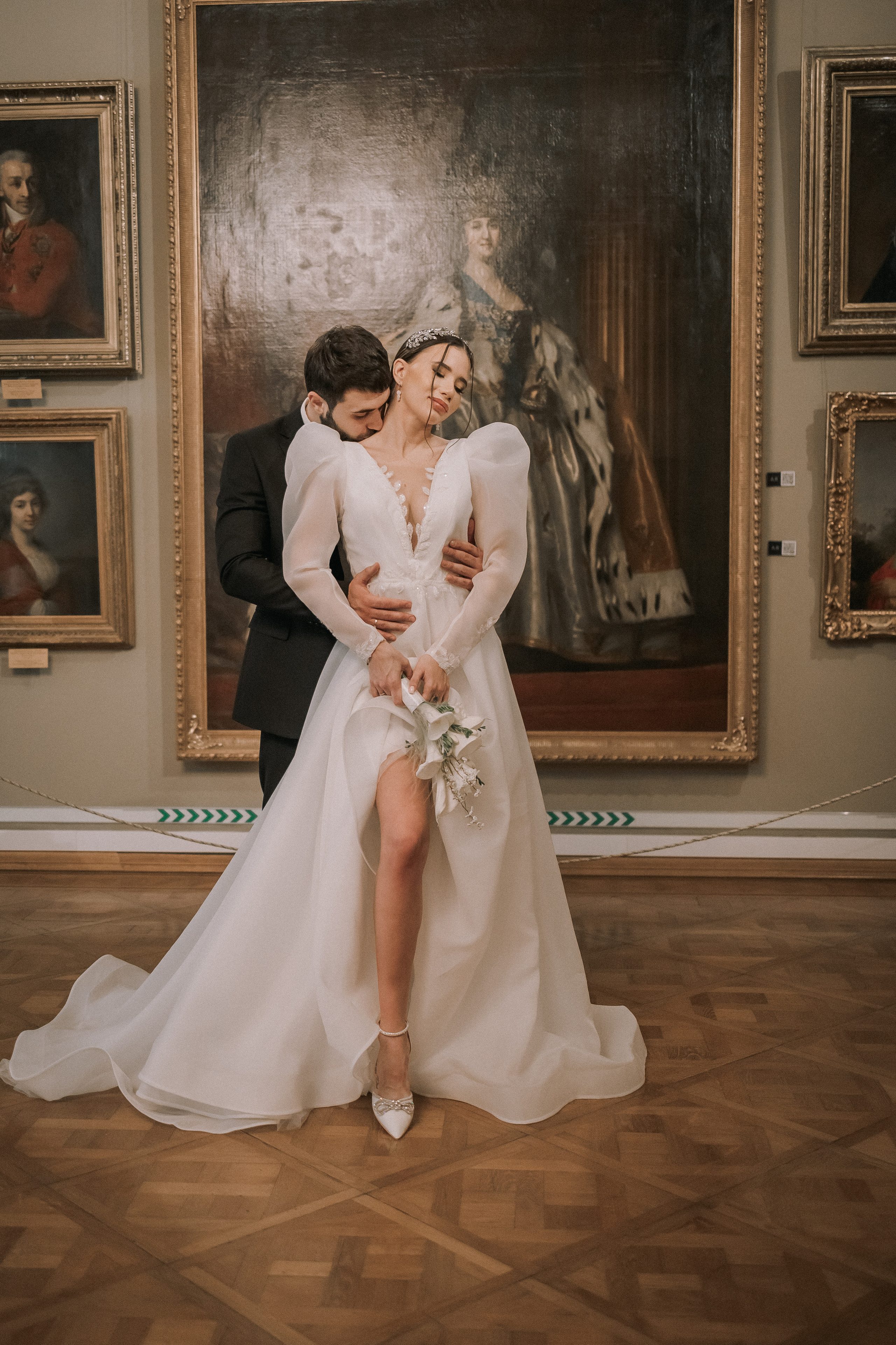 Любовь в Музее. Александр и Ульяна. Свадебная фотография. Арина Рубах