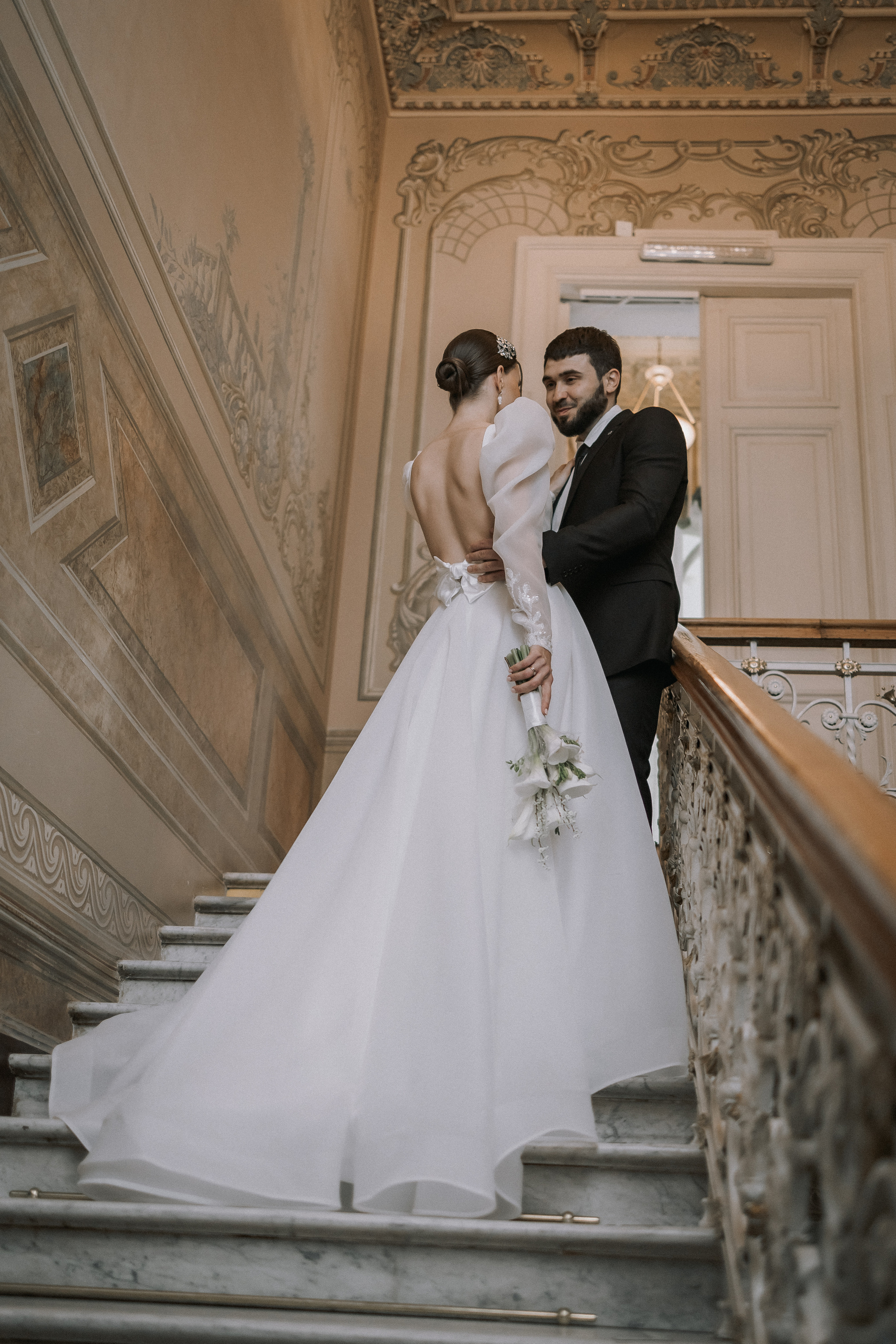 Любовь в Музее. Александр и Ульяна. Свадебная фотография. Арина Рубах