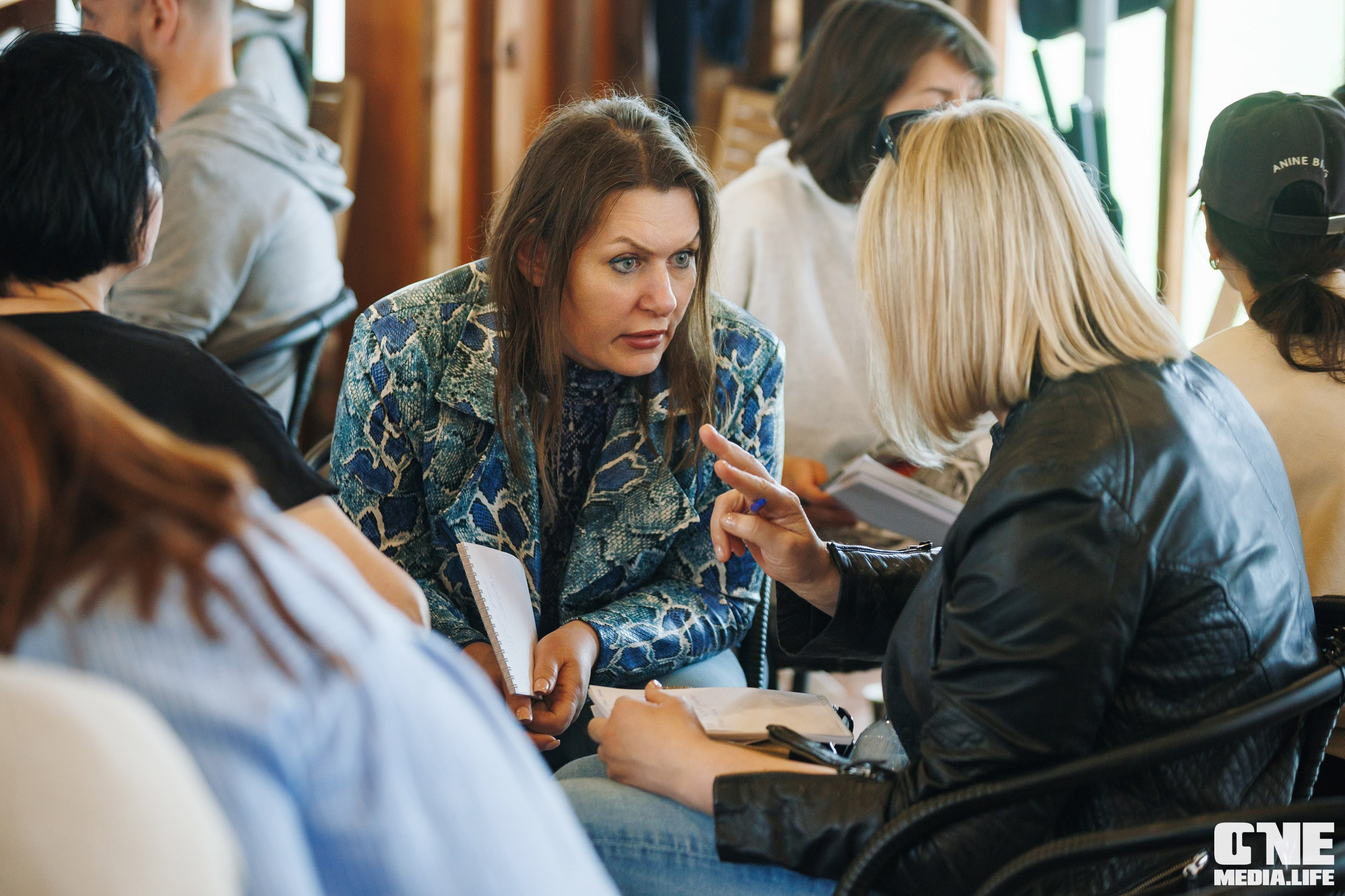 Фоторепортаж с форума «Мой бизнес. Сила в окружении». One Media Life: фоторепортажи, фотоотчеты с мероприятий и заведений