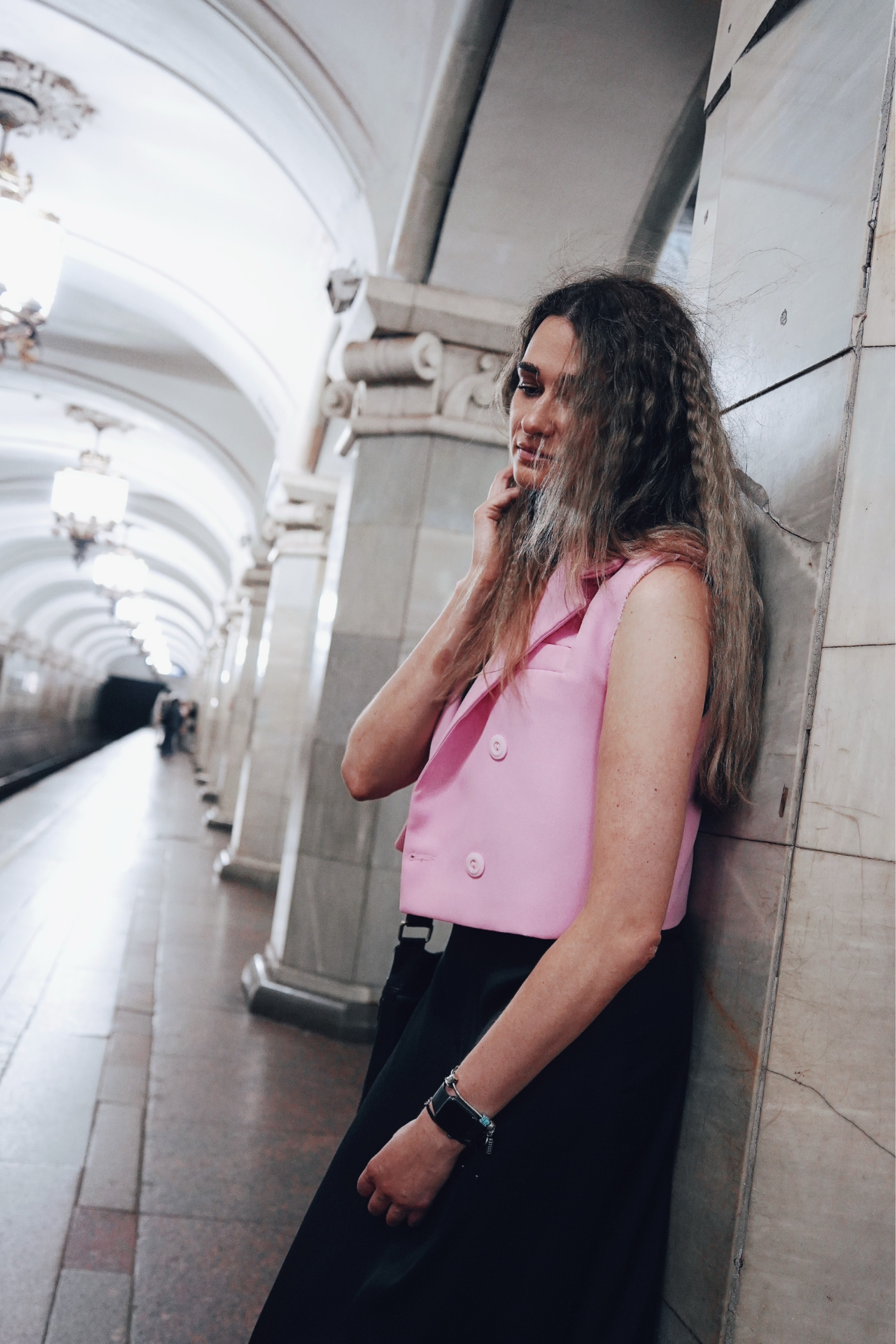 Анна в Московском метро. Событийный фотограф Анна Курникова