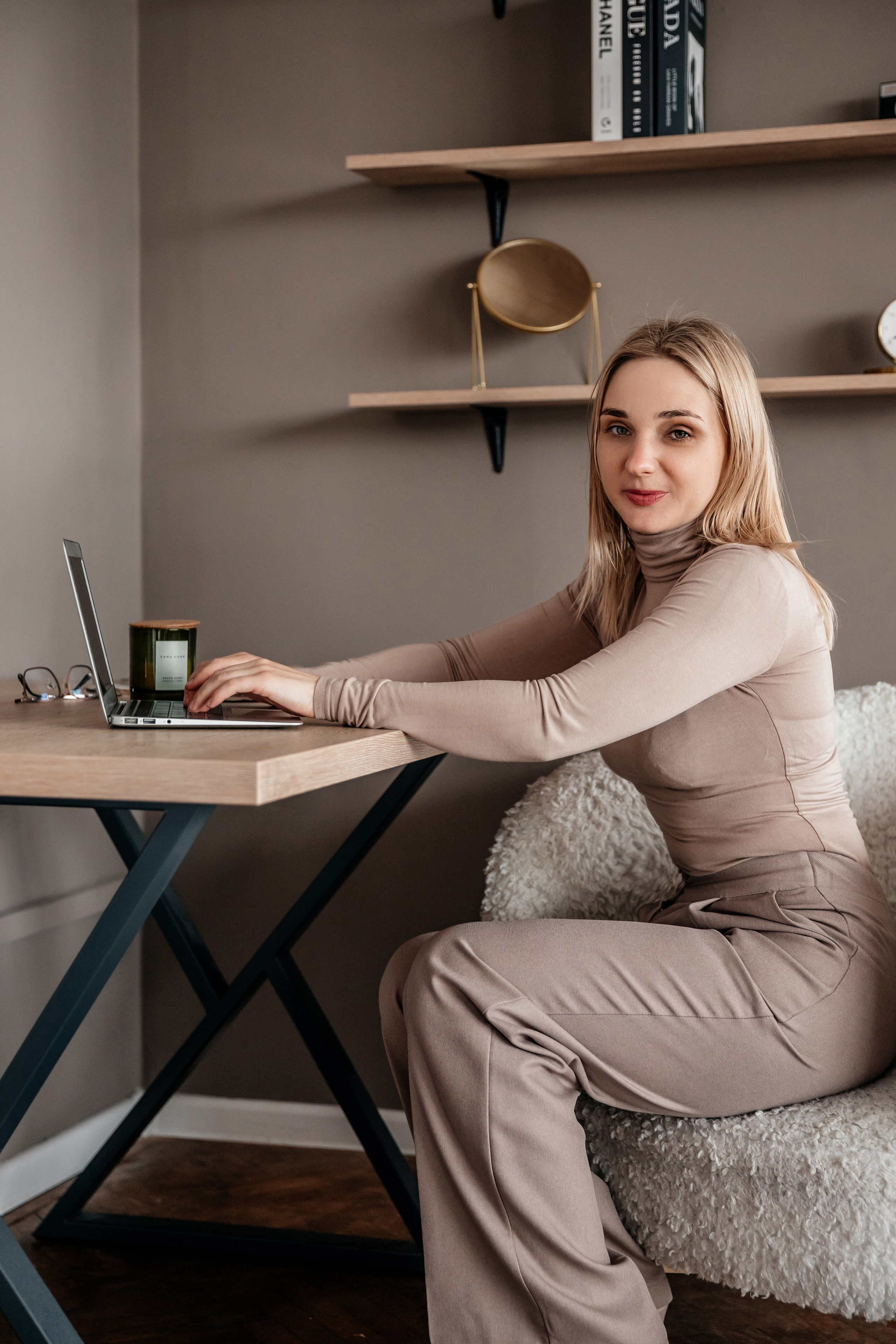 Света — контентная съемка таргетолога. Семейный и свадебный фотограф Минск, Барановичи Ольга Пахомова