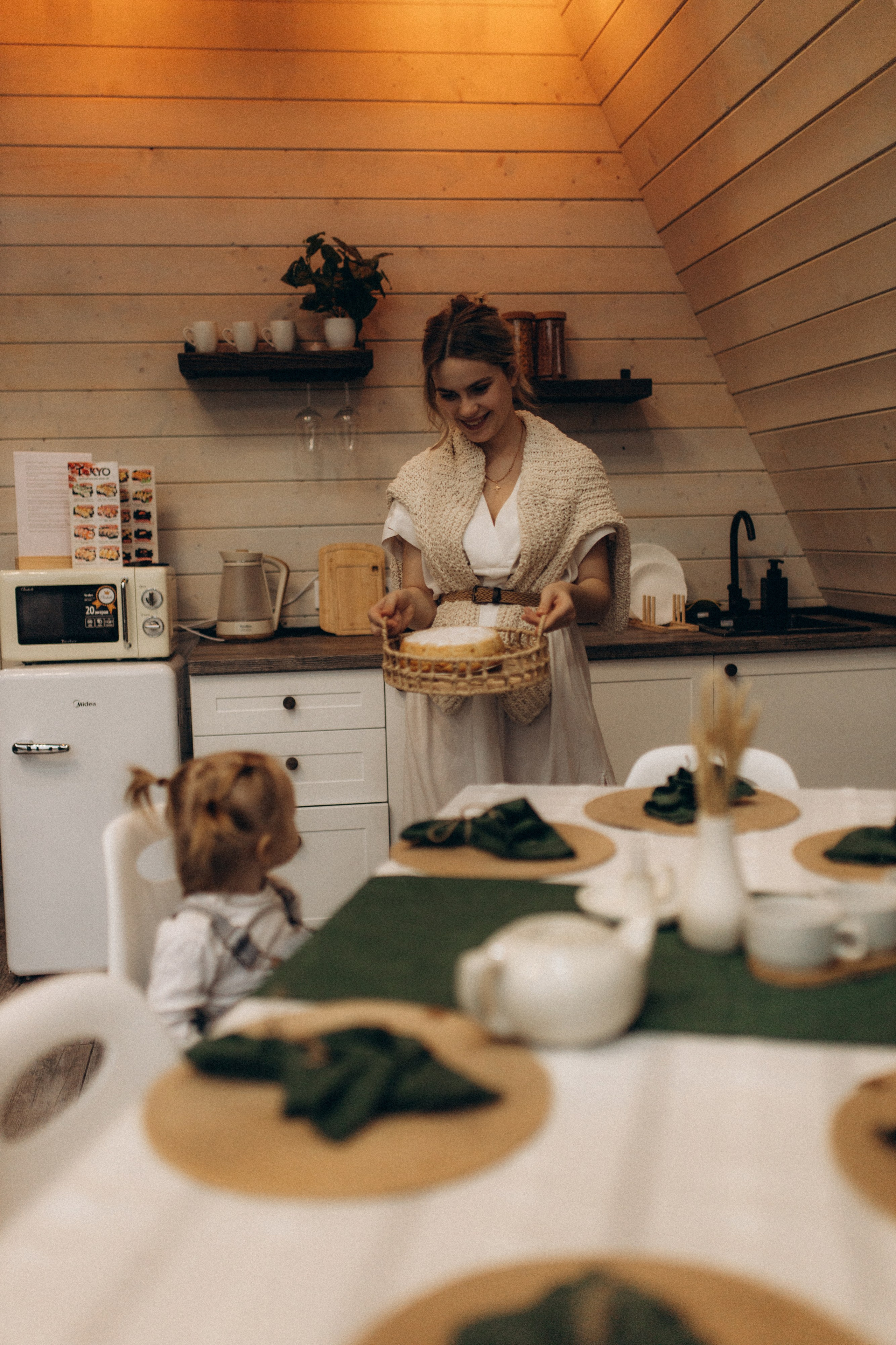 Алиса и мама. Семейный фотограф Губкин/Старый Оскол