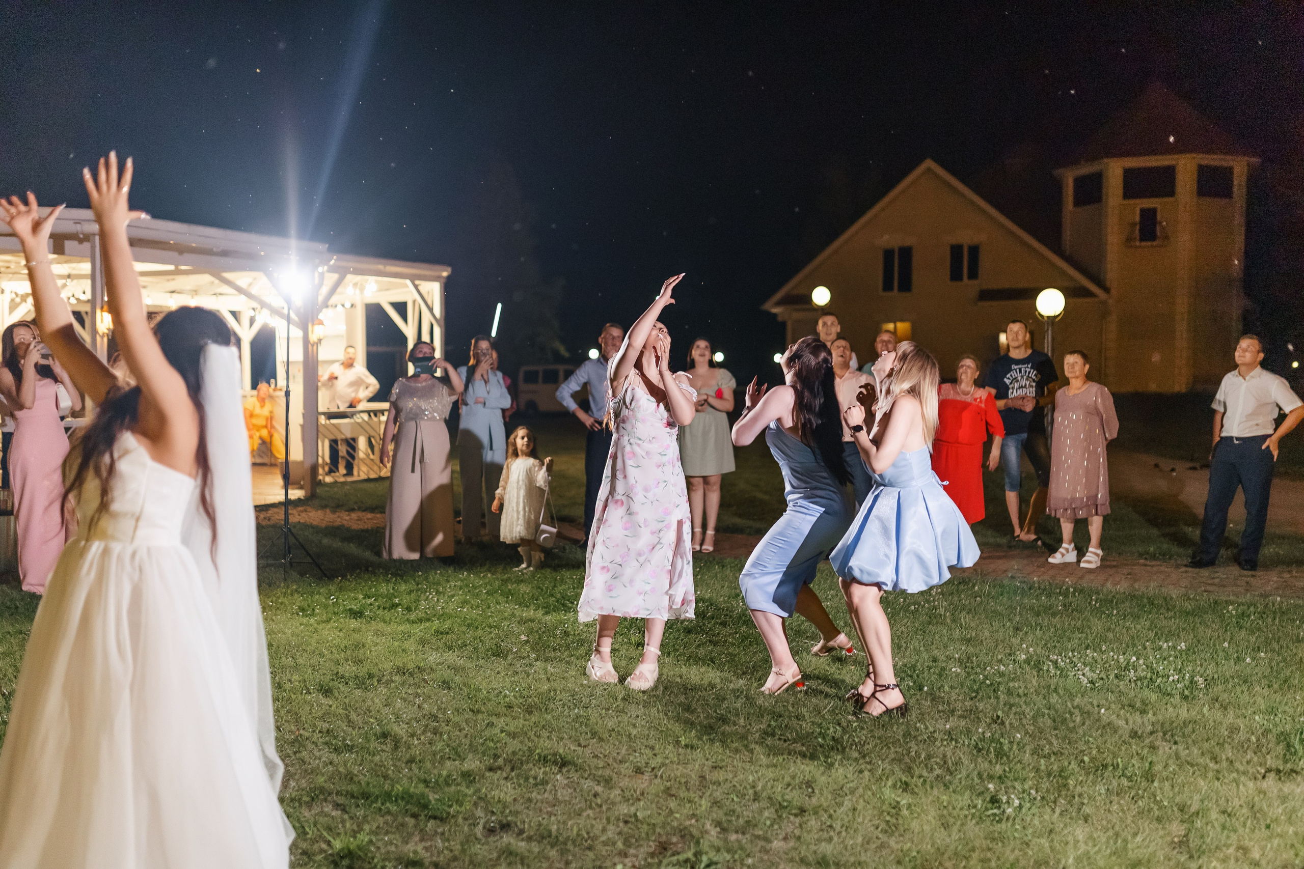 Илья и Александра. Sopka. Выездная на мельнице. Свадебный фотограф в Хабаровске