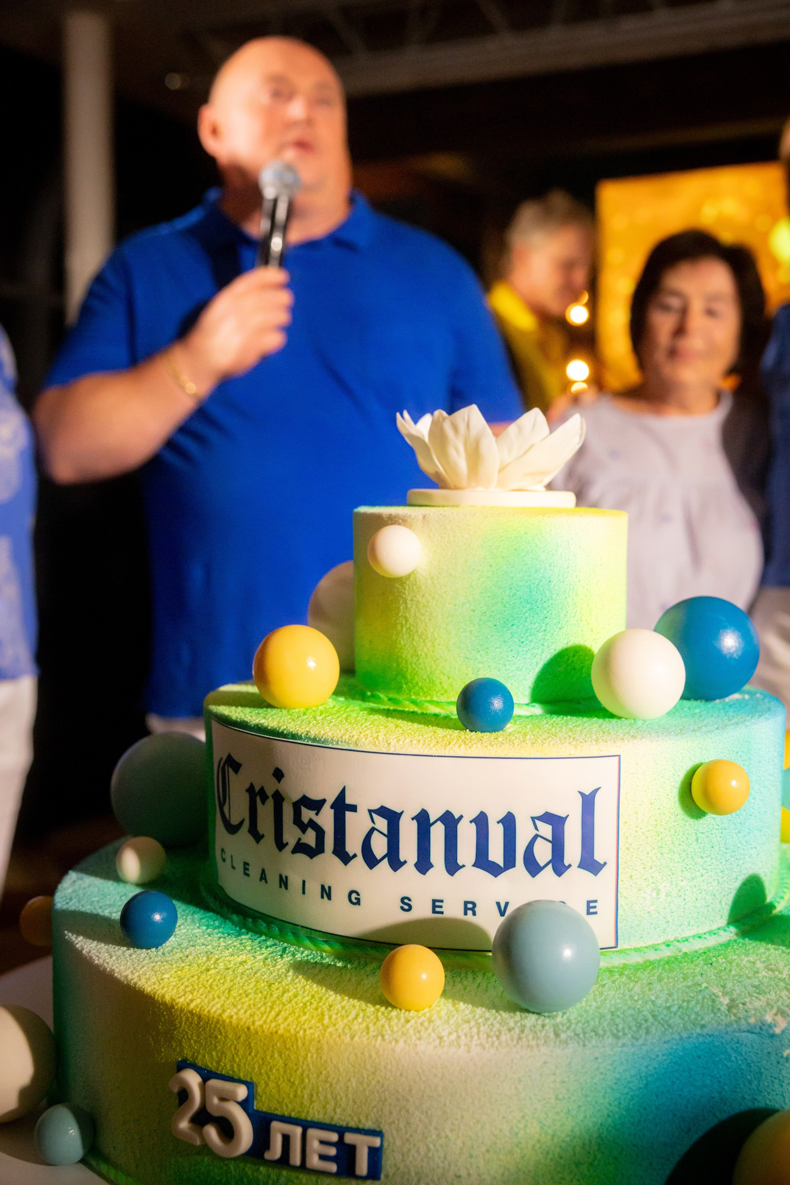 25 лет — юбилей компании Cristanual