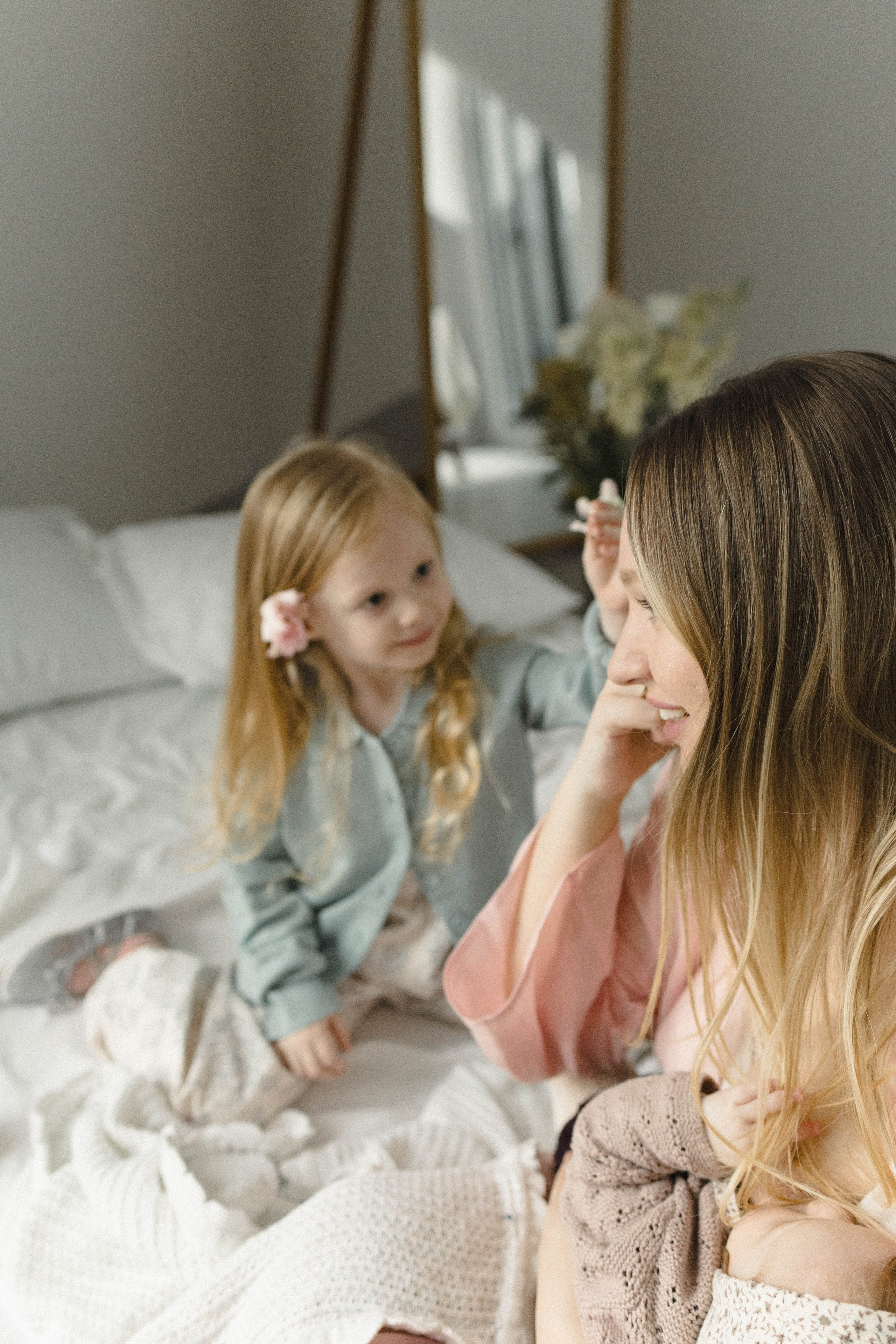 Утро с мамой. Фотография о важном