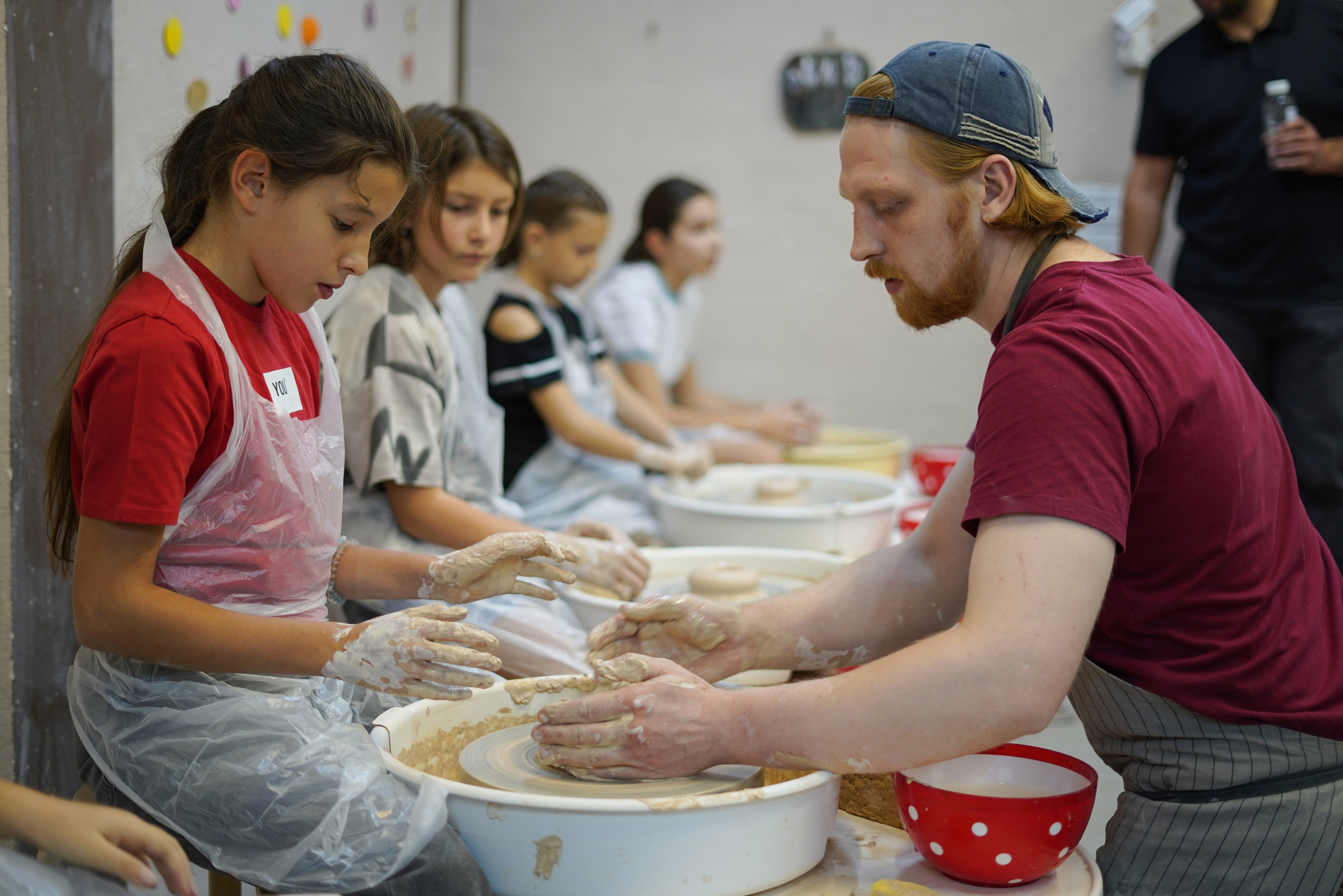 Сьемка в гончарной мастерской. Главная