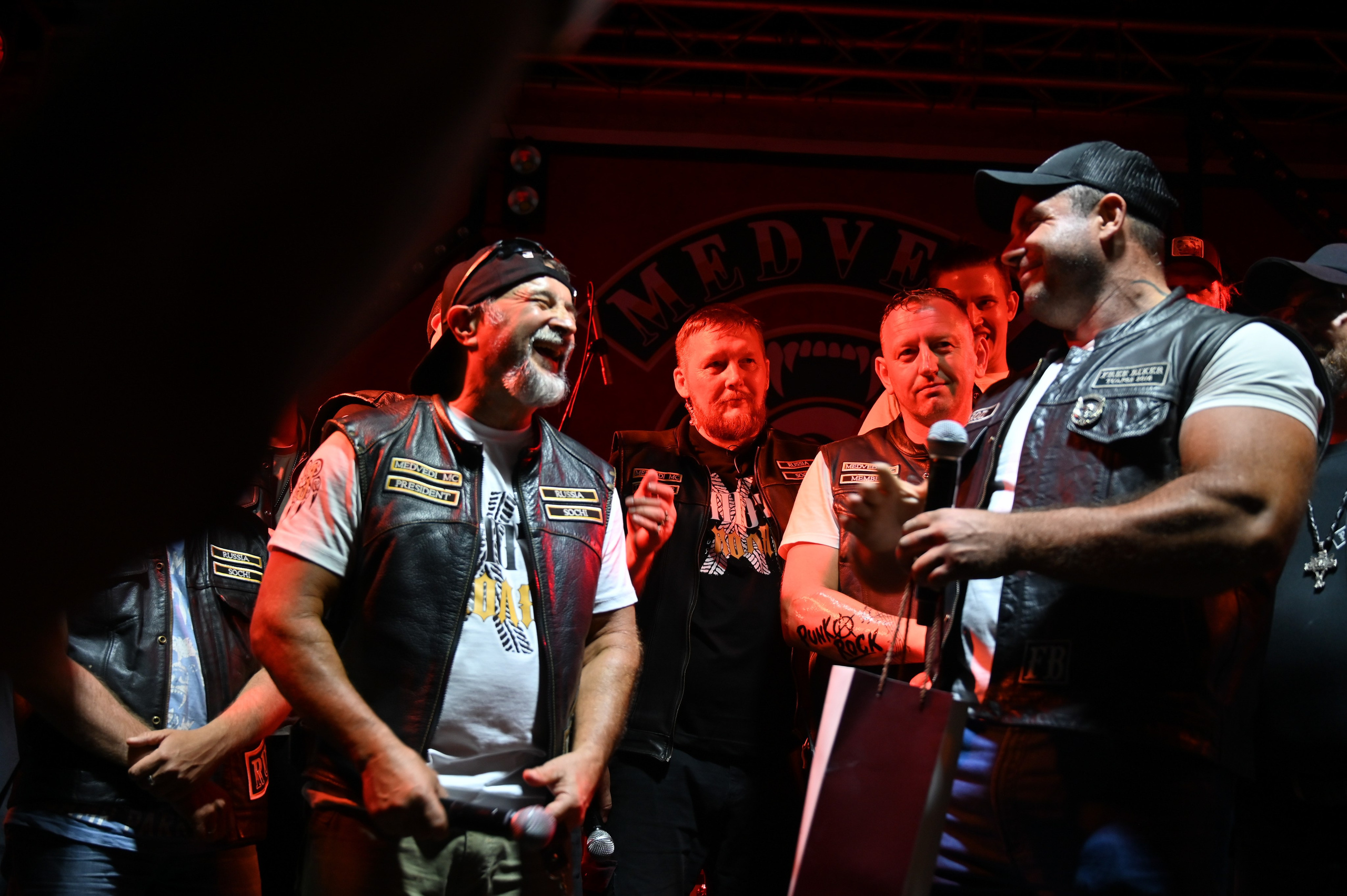 11- ый Ежегодный Байк Фестиваль " Медвежья МОТО ПОЛЯНА». Фотографирую счастливых людей в Сочи