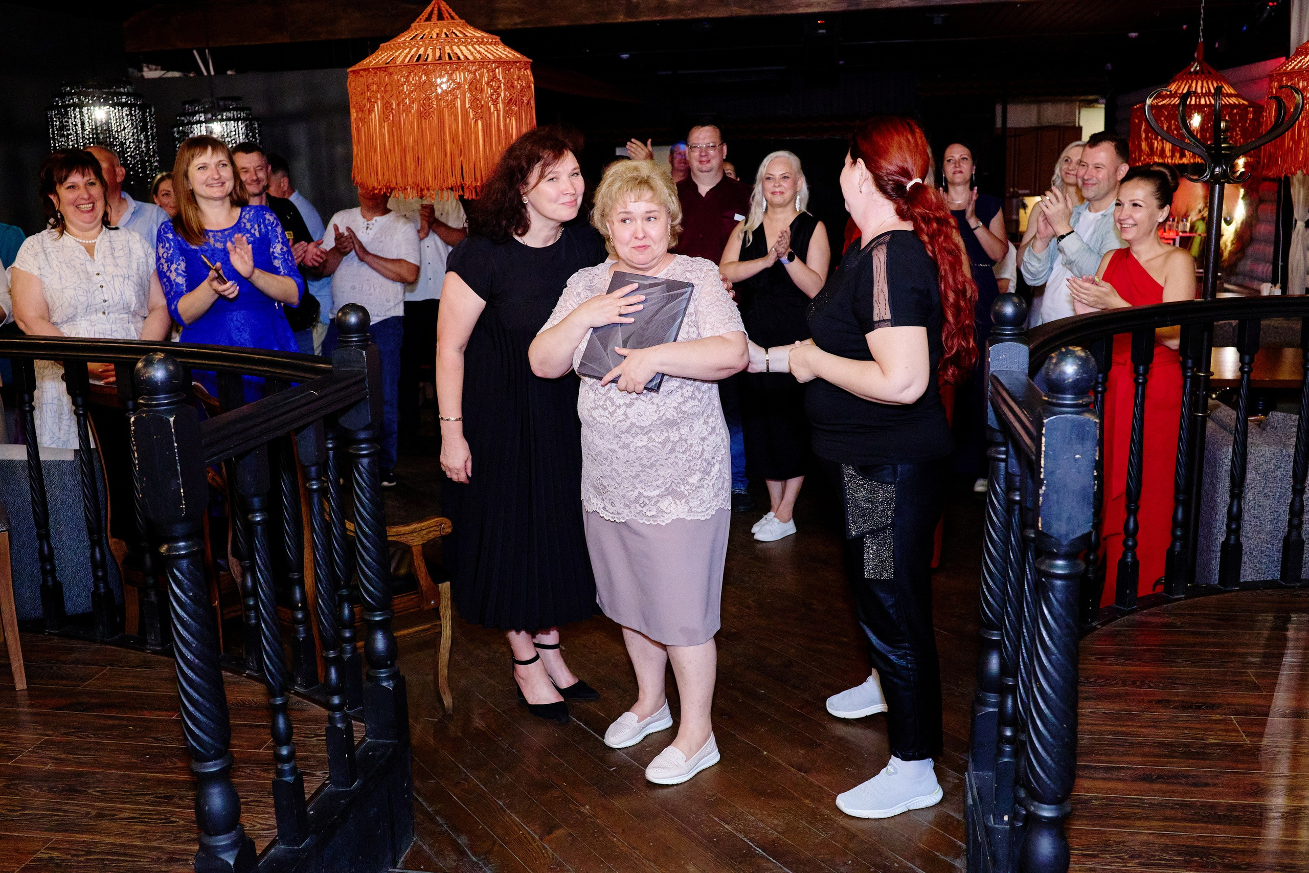 Выпускной 35 Сош. Фотограф Выпускные альбомы Таганрог Сергей Коробченко