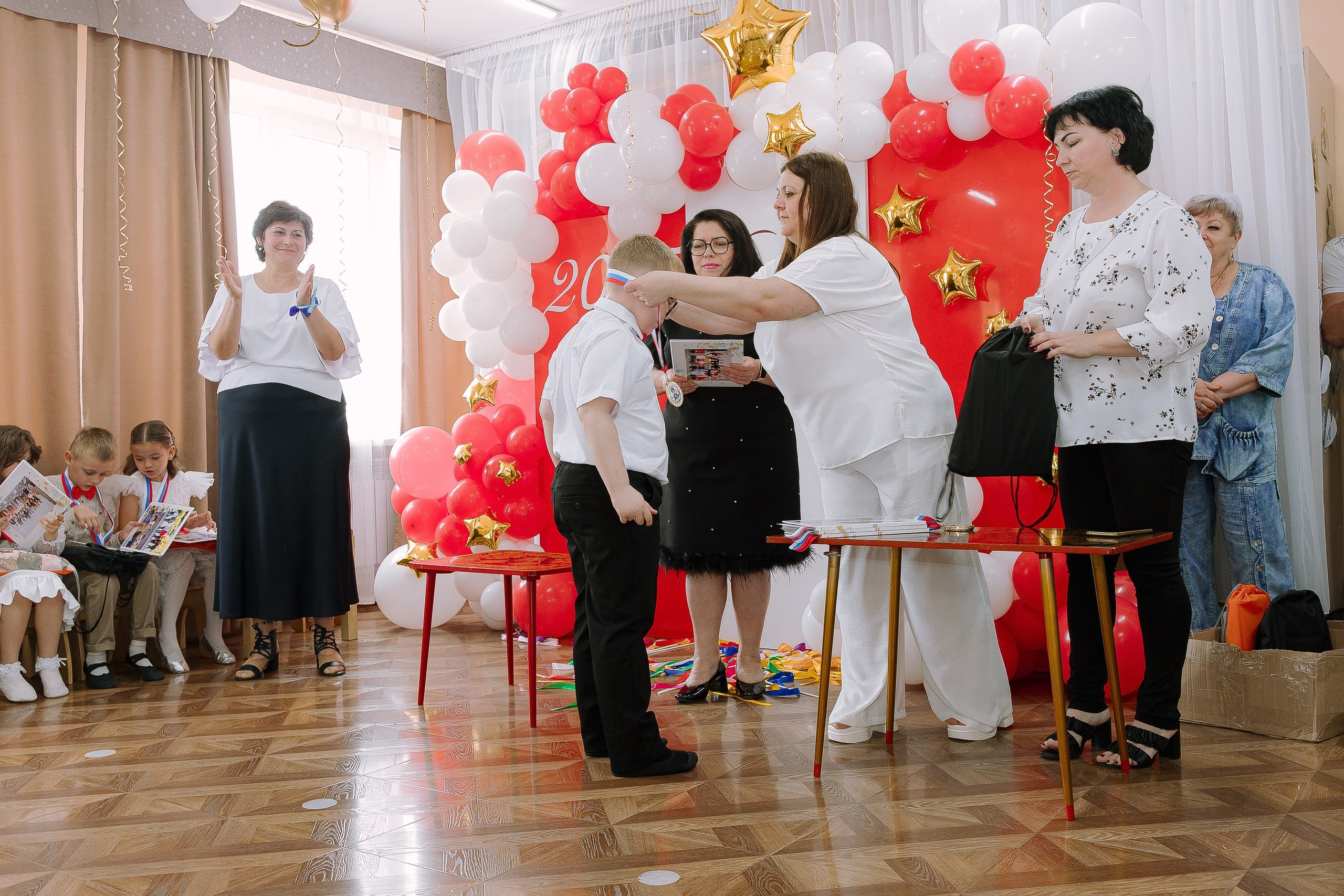 Выпускной в ДС 26. Выпускные альбомы Натальи Бутко: Новороссийск, Анапа, Геленджик