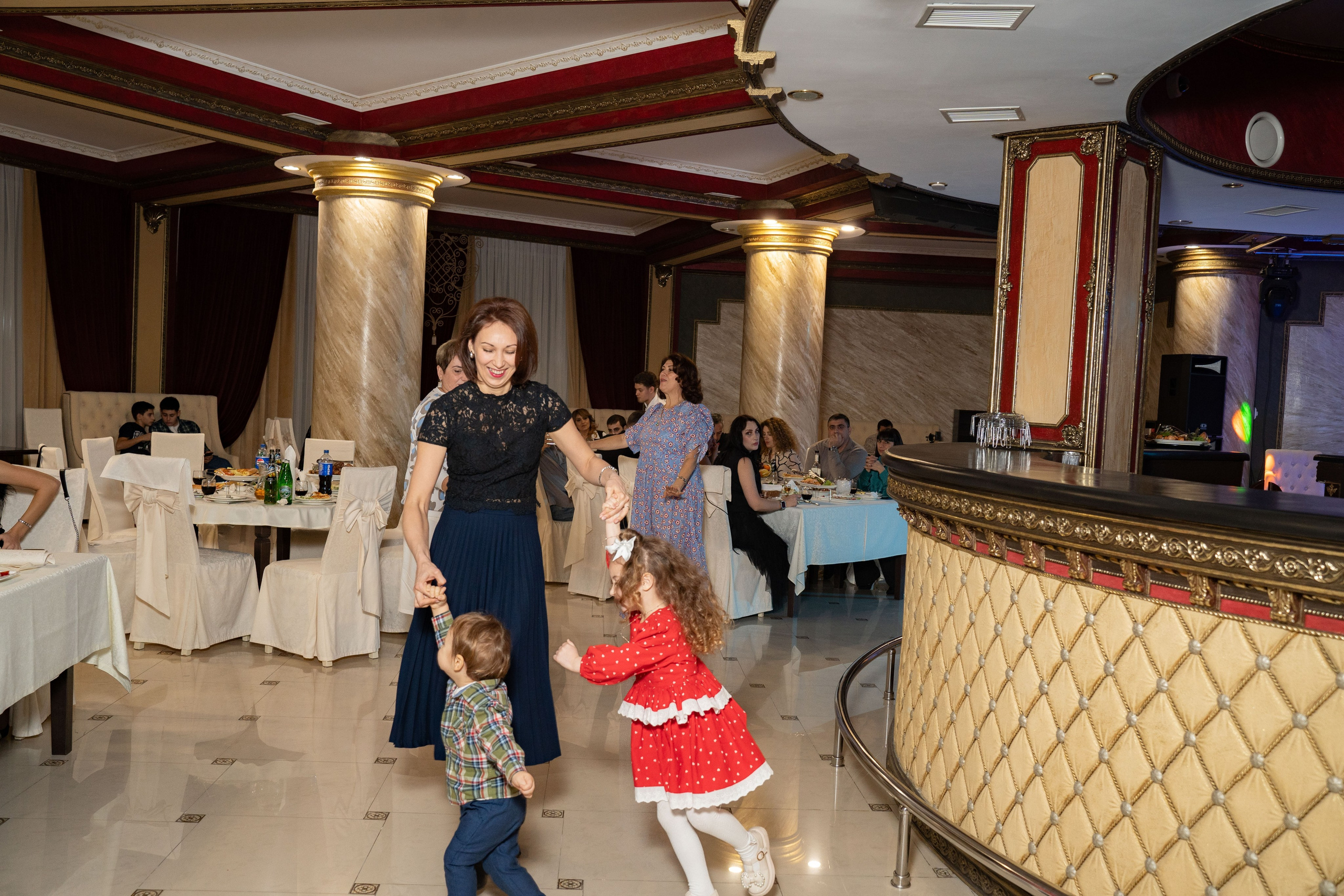 ДНИ РОЖДЕНИЯ. Свадебный, семейный, фэшн фотограф, школьный фотограф в Сочи