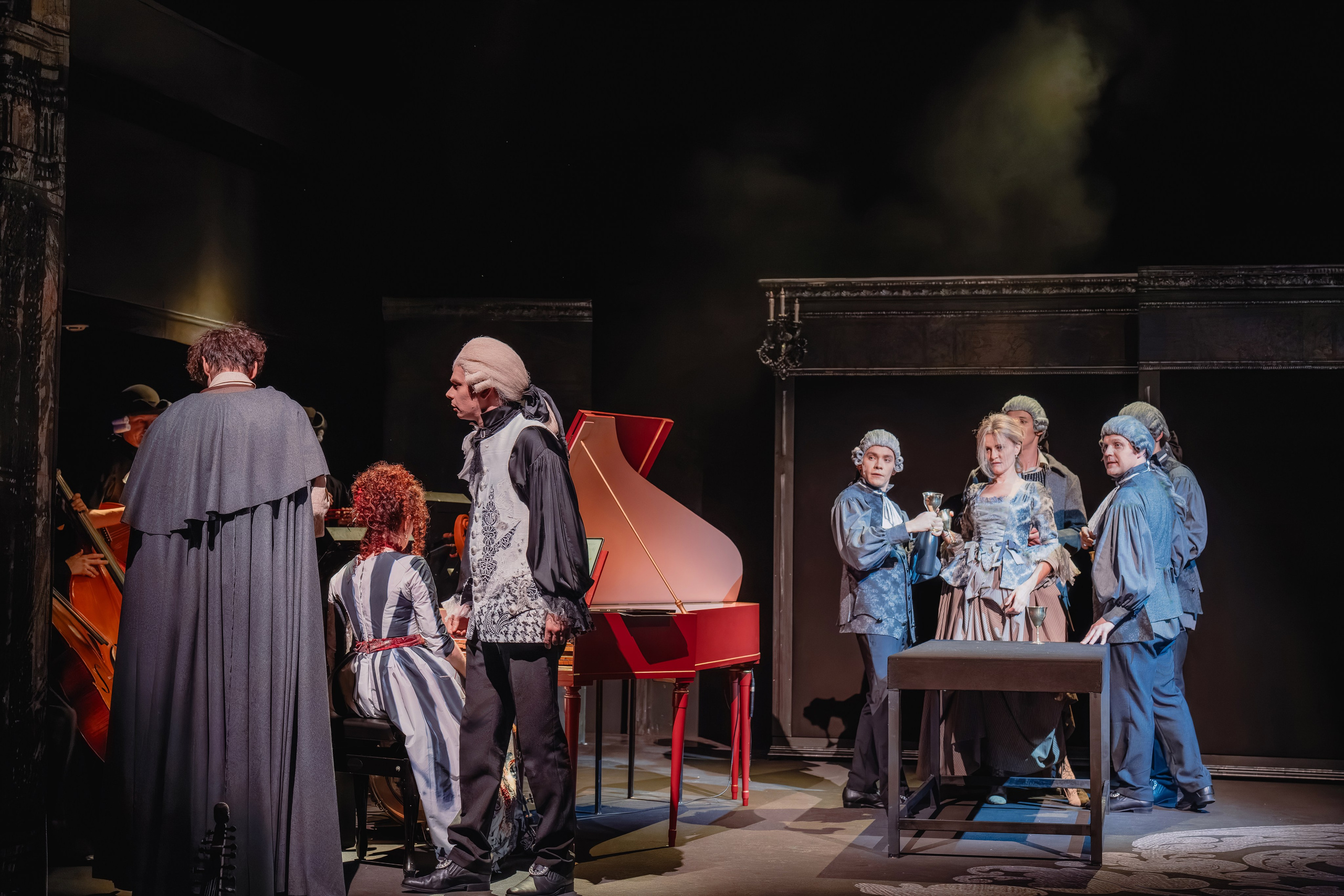 Театр Терезы Дуровой: Моцарт и Сальери. Сайт фотографа Сергея Абрамова