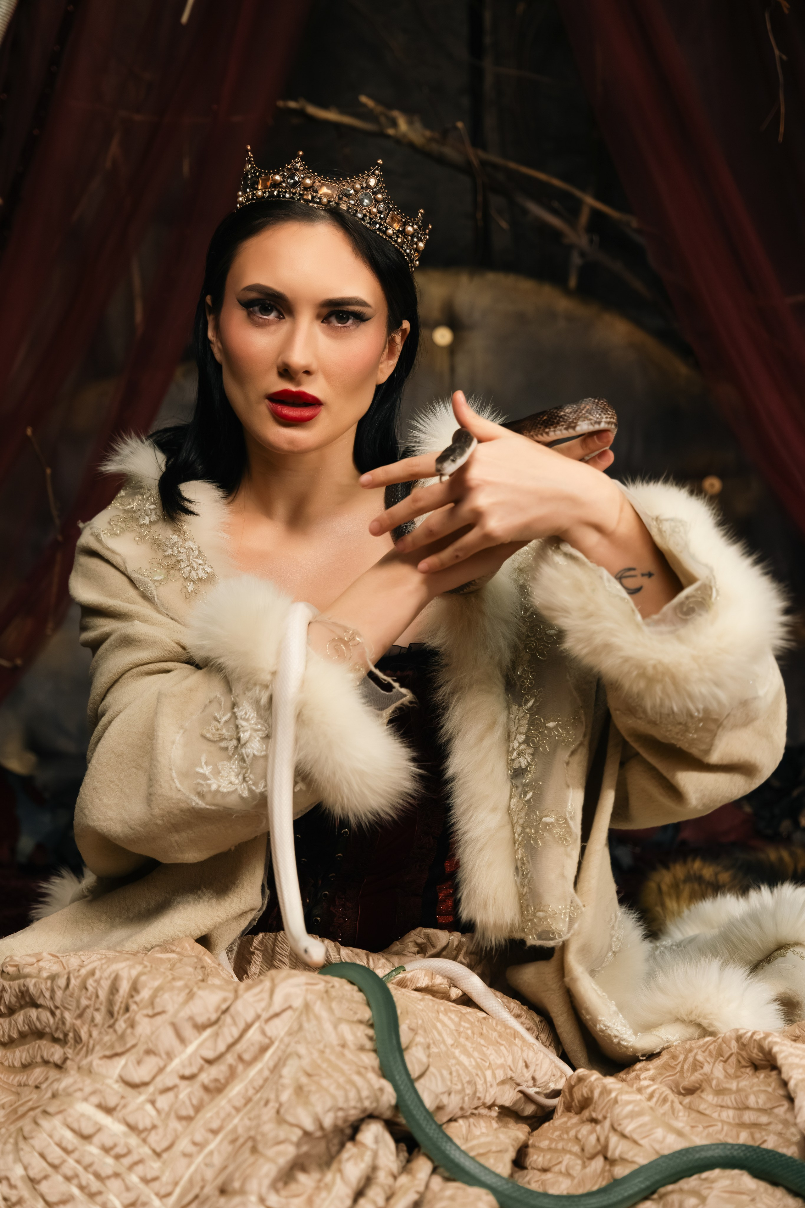 «World Fashion Magazine» фотосъёмка для журнала. Photomantis