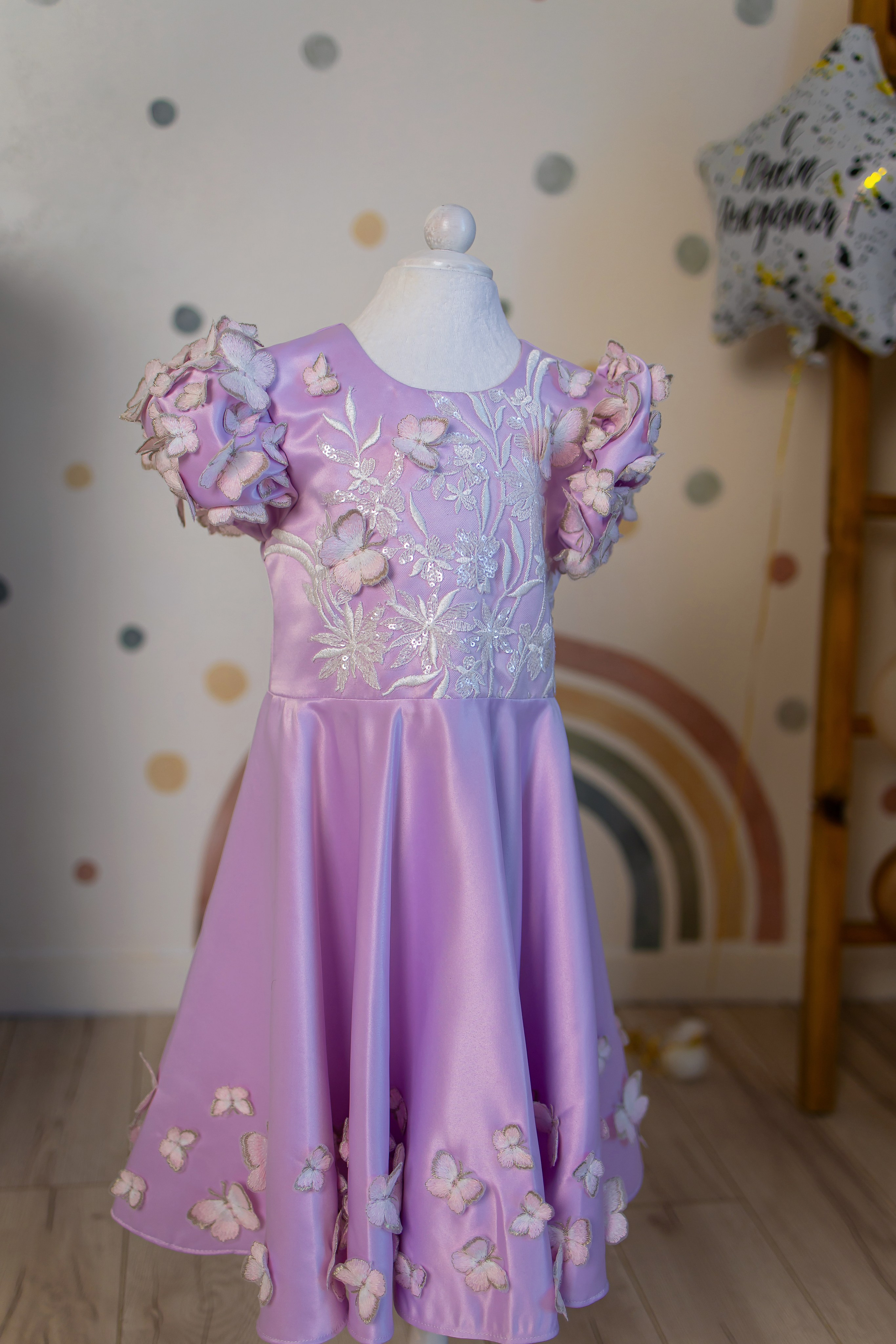 Наряды для детей. Интерьерная фотостудия Background в Омске